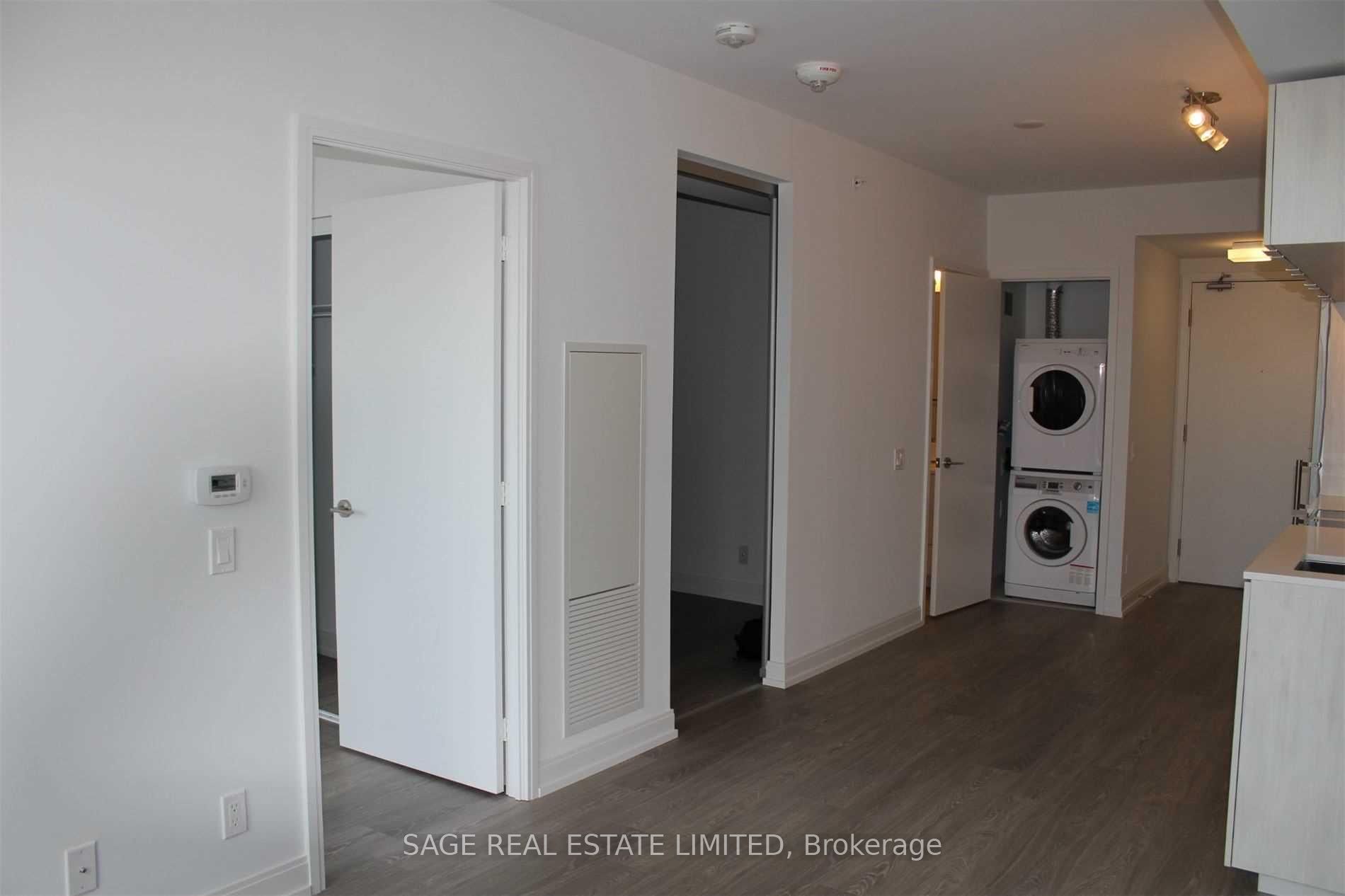 181 Dundas Street E 5512, Toronto, ON M5A 0N5 photo 5