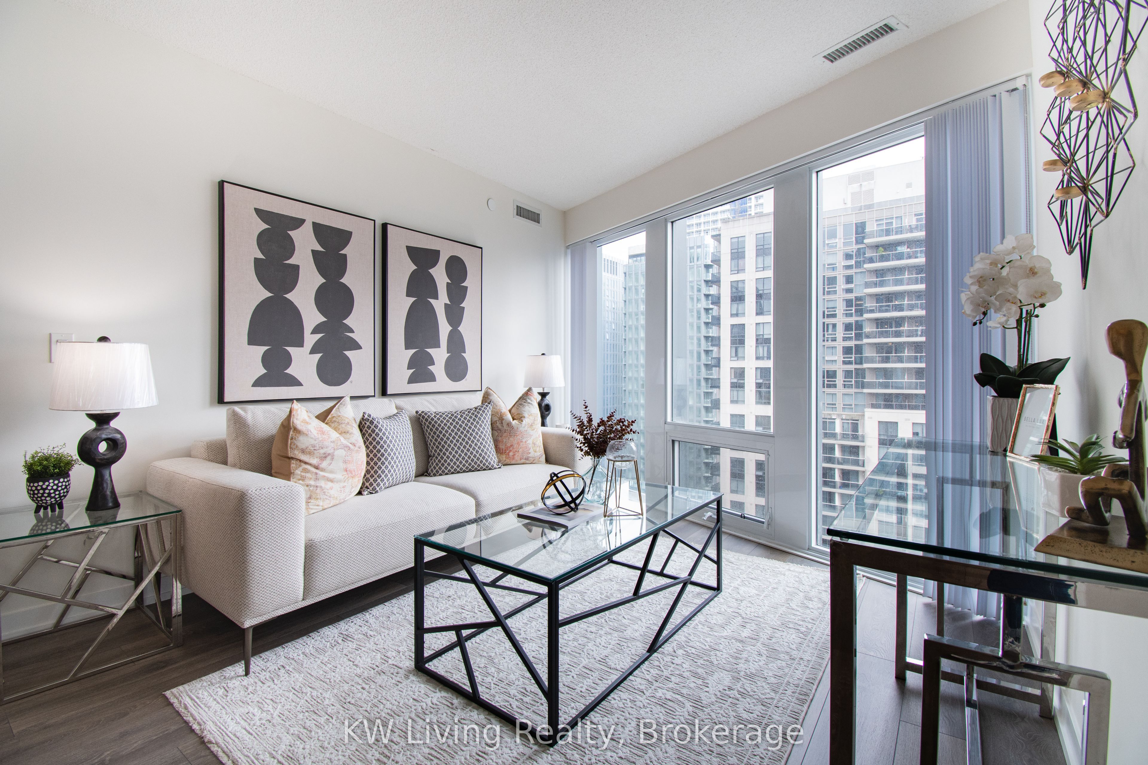 60 Shuter Street 2506, Toronto, ON M5B 0B7 photo 3