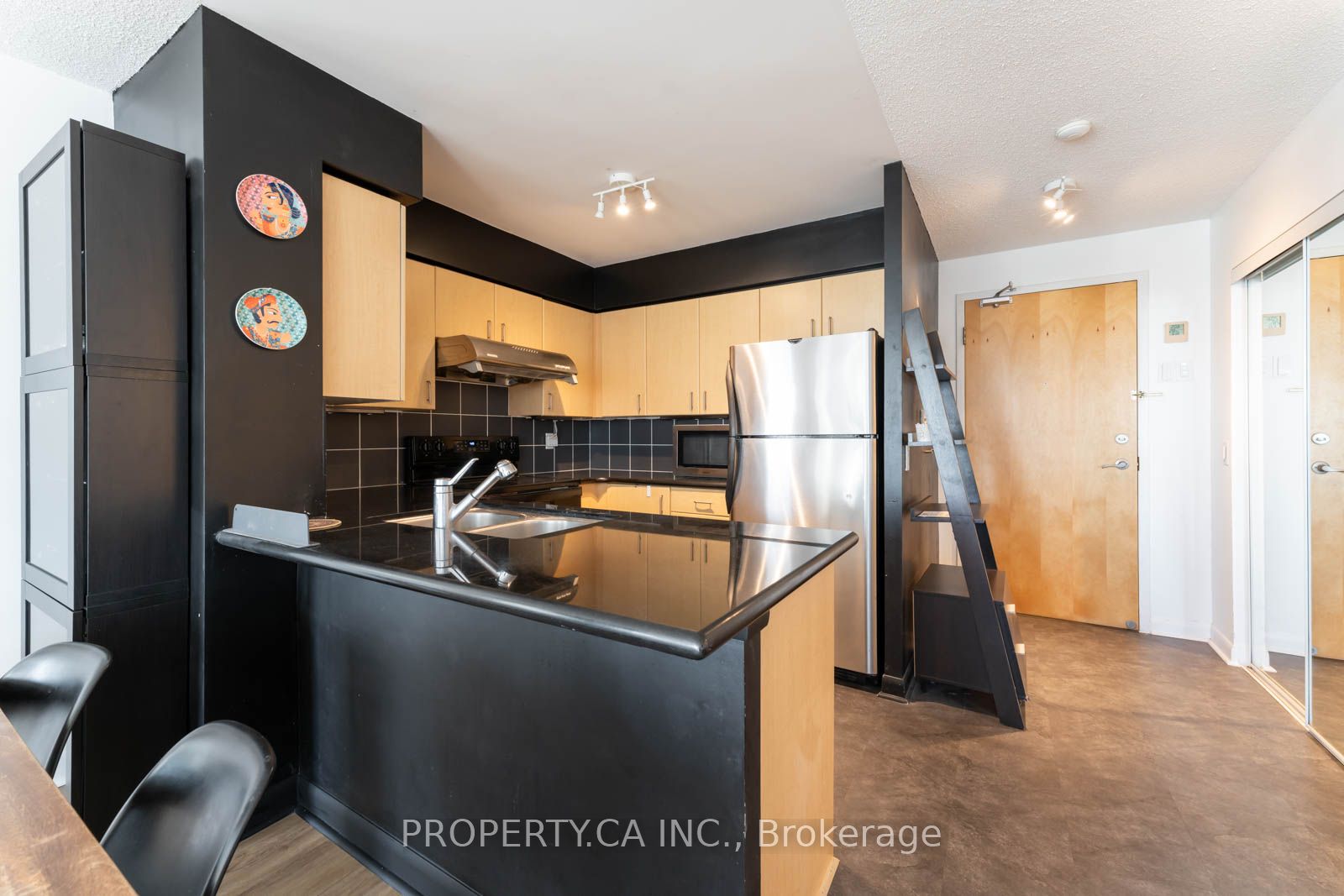 4978 Yonge Street 1609, Toronto, ON M2N 7G8 photo 3