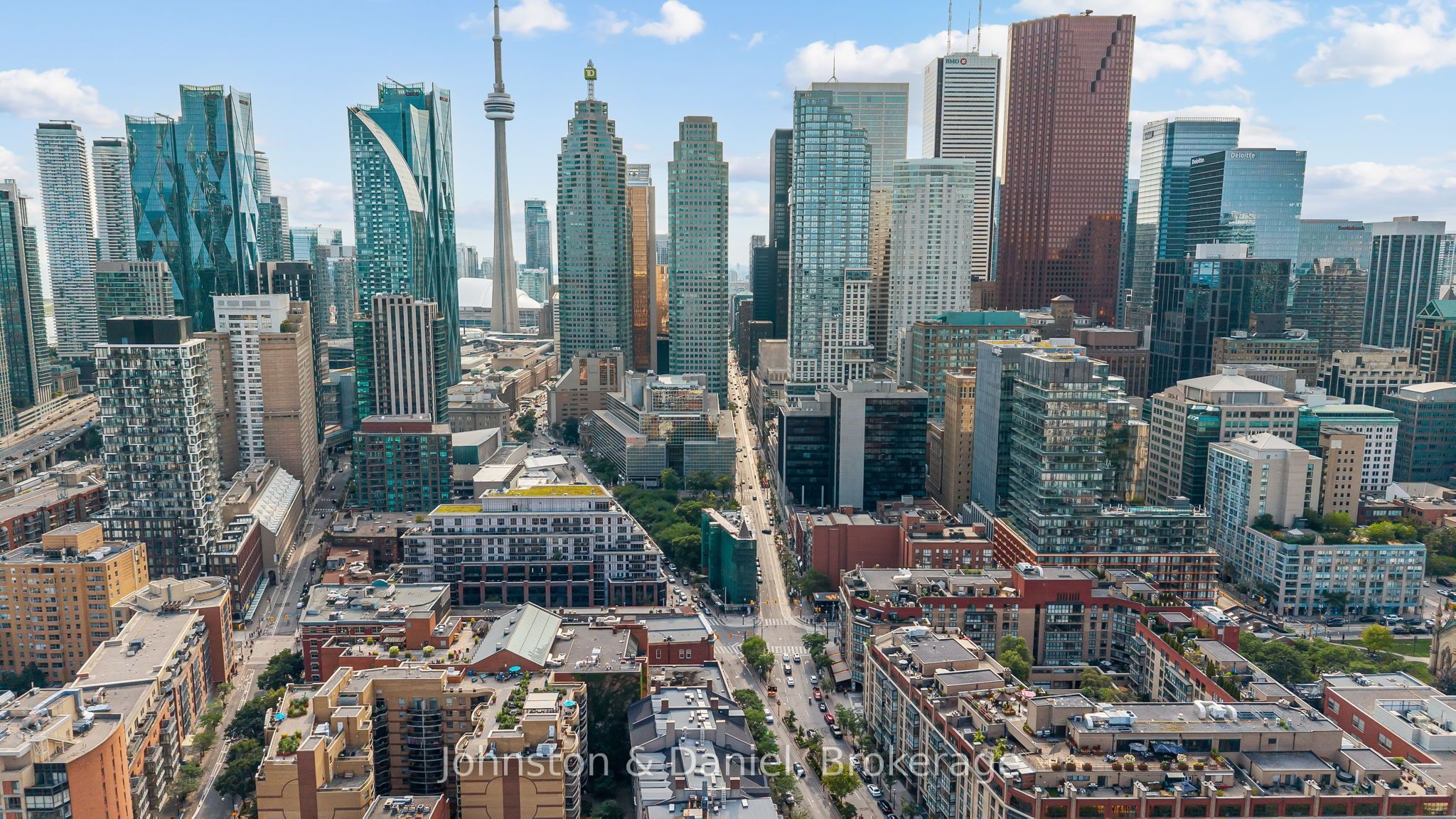 60 Colborne Street 1702, Toronto, ON M5E 0B7 photo 4
