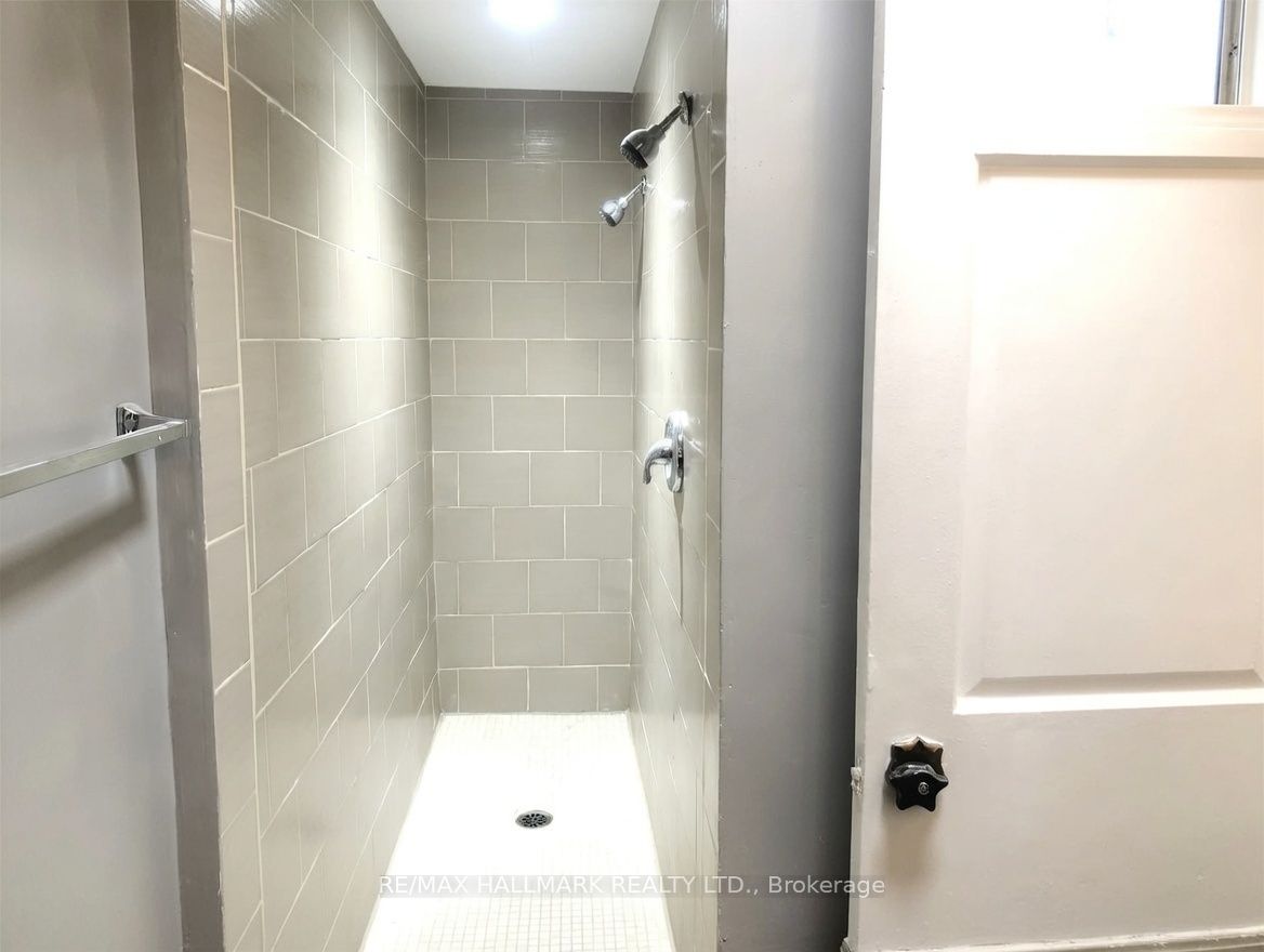 222 Broadway Avenue, Toronto, ON M4P 1V9 photo 4
