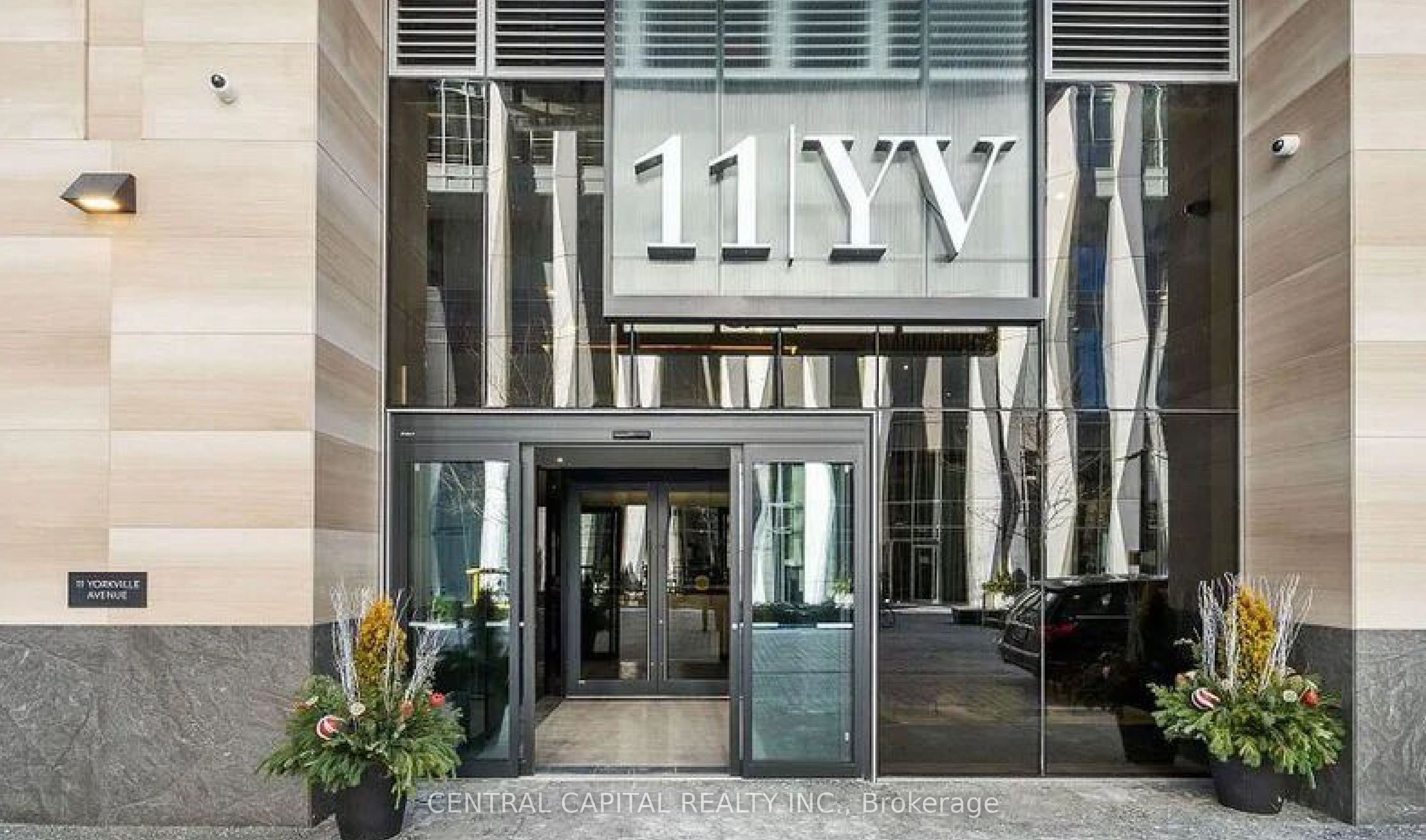 11 Yorkville Avenue 4303, Toronto, ON M4W 0B7