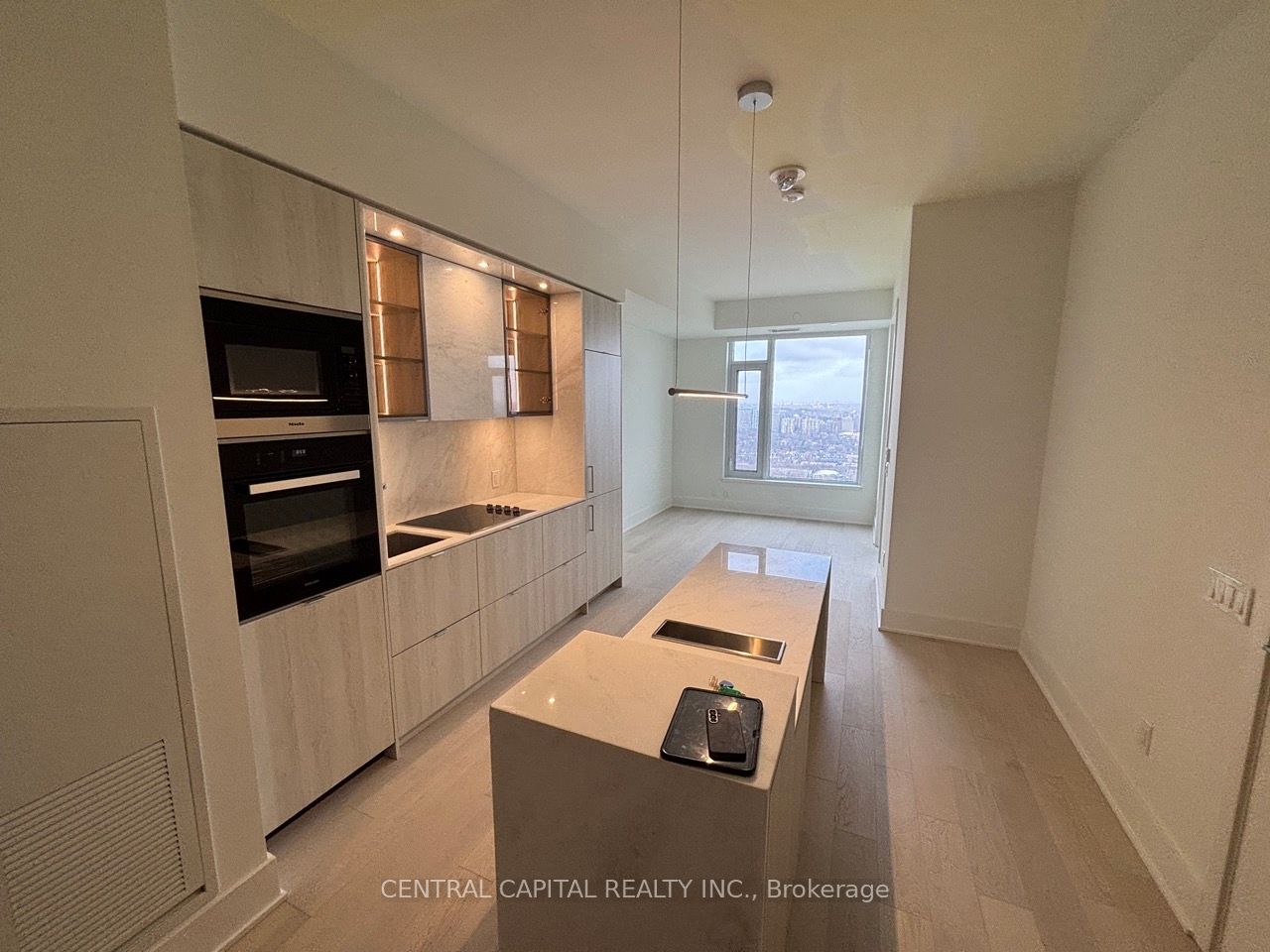 11 Yorkville Avenue 4303, Toronto, ON M4W 0B7 photo 2