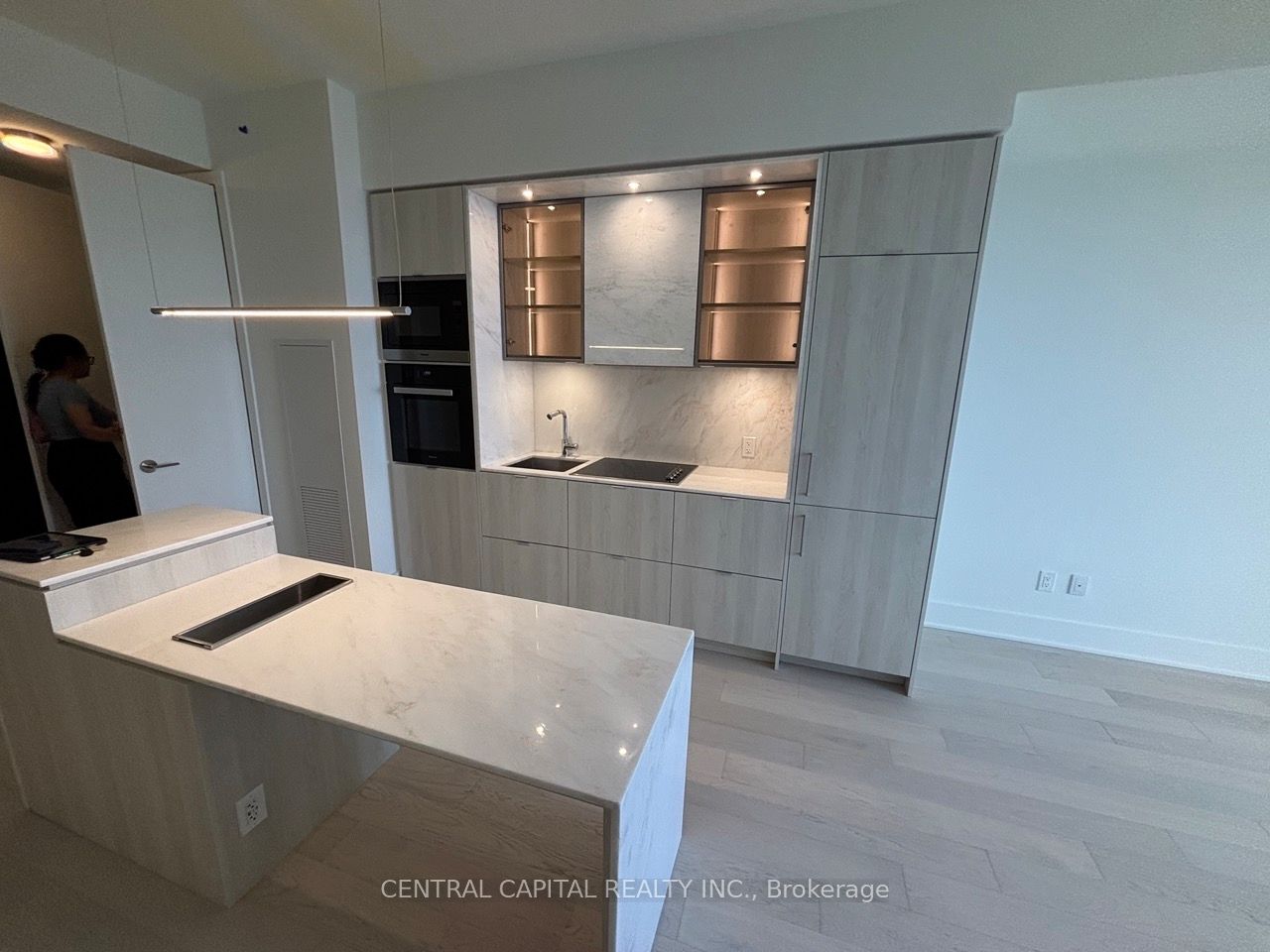 11 Yorkville Avenue 4303, Toronto, ON M4W 0B7 photo 3