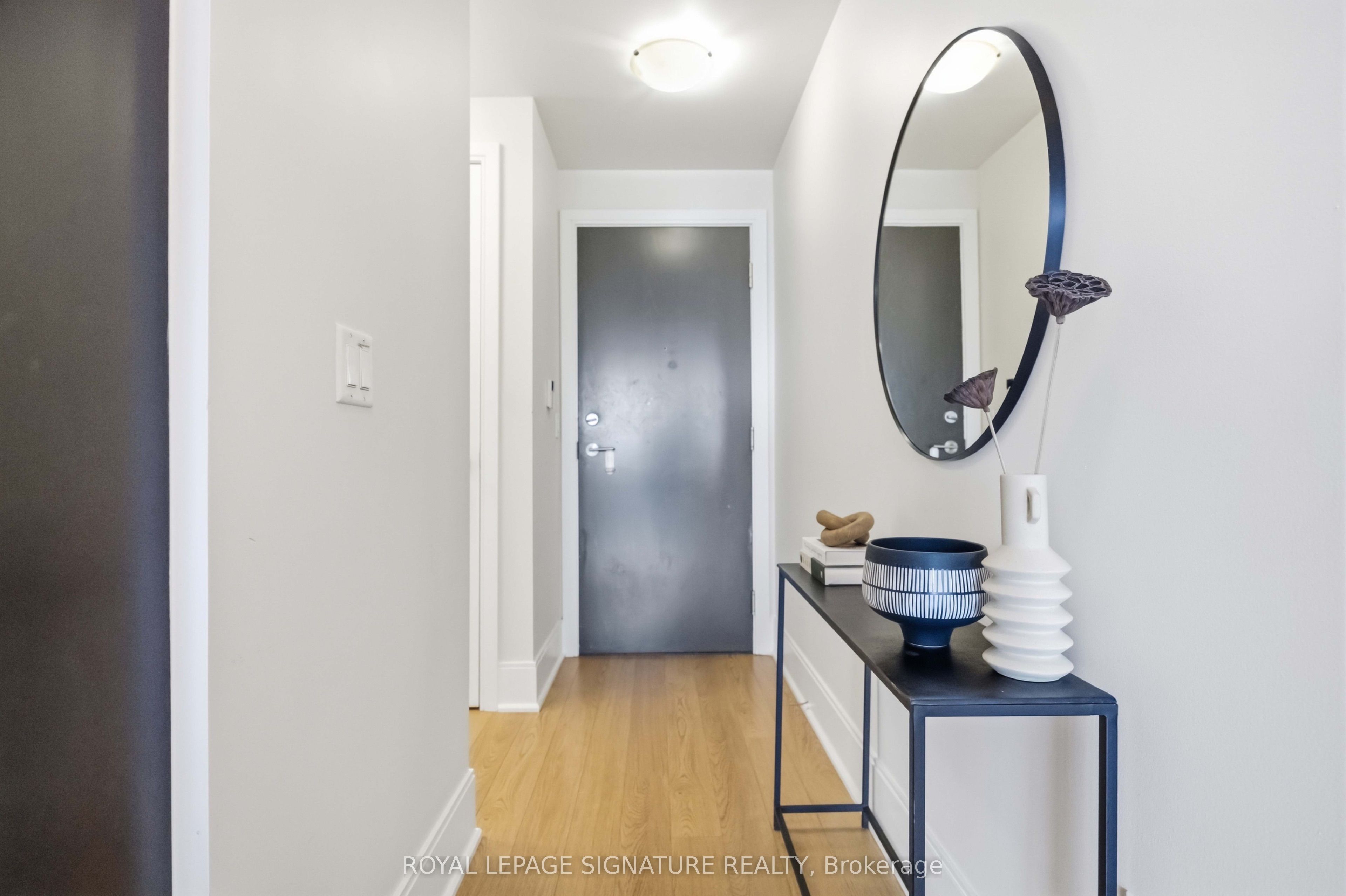 181 Wynford Drive 403, Toronto, ON M3C 0C6 photo 3
