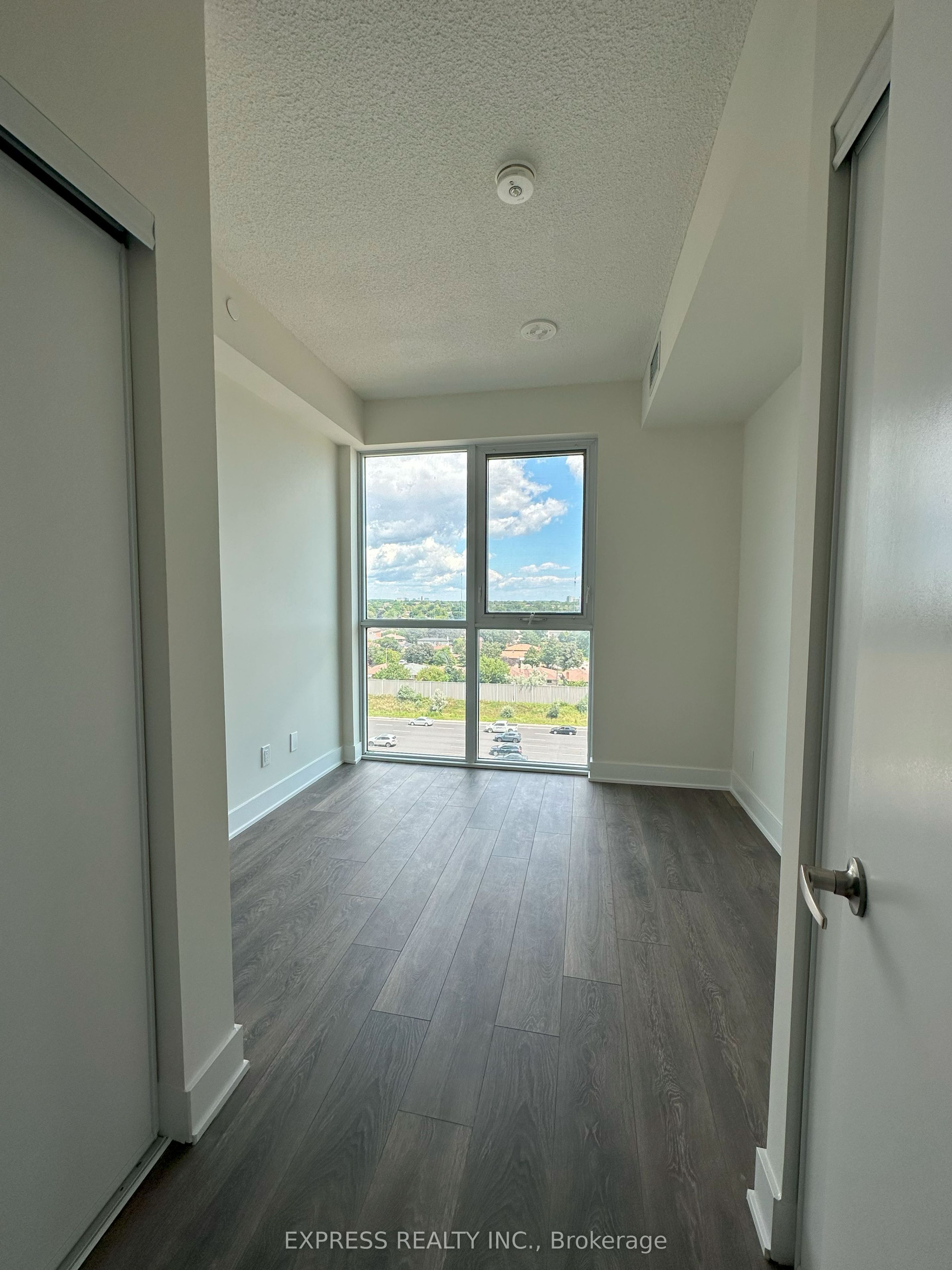 188 Fairview Mall Drive 907, Toronto, ON M2J 0H7 photo 5