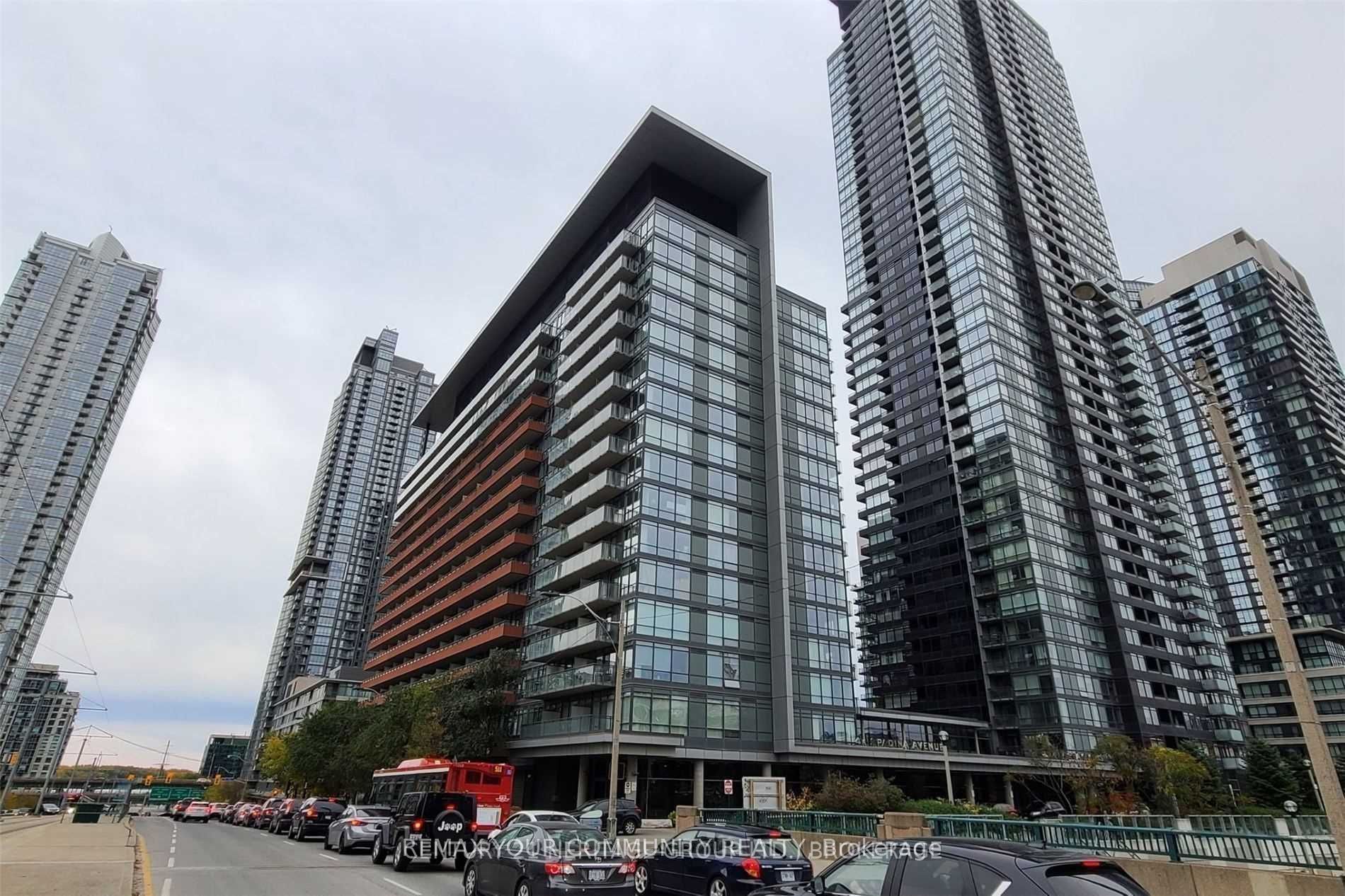 4k Spadina Avenue 919, Toronto, ON M5V 3Y9 photo 2