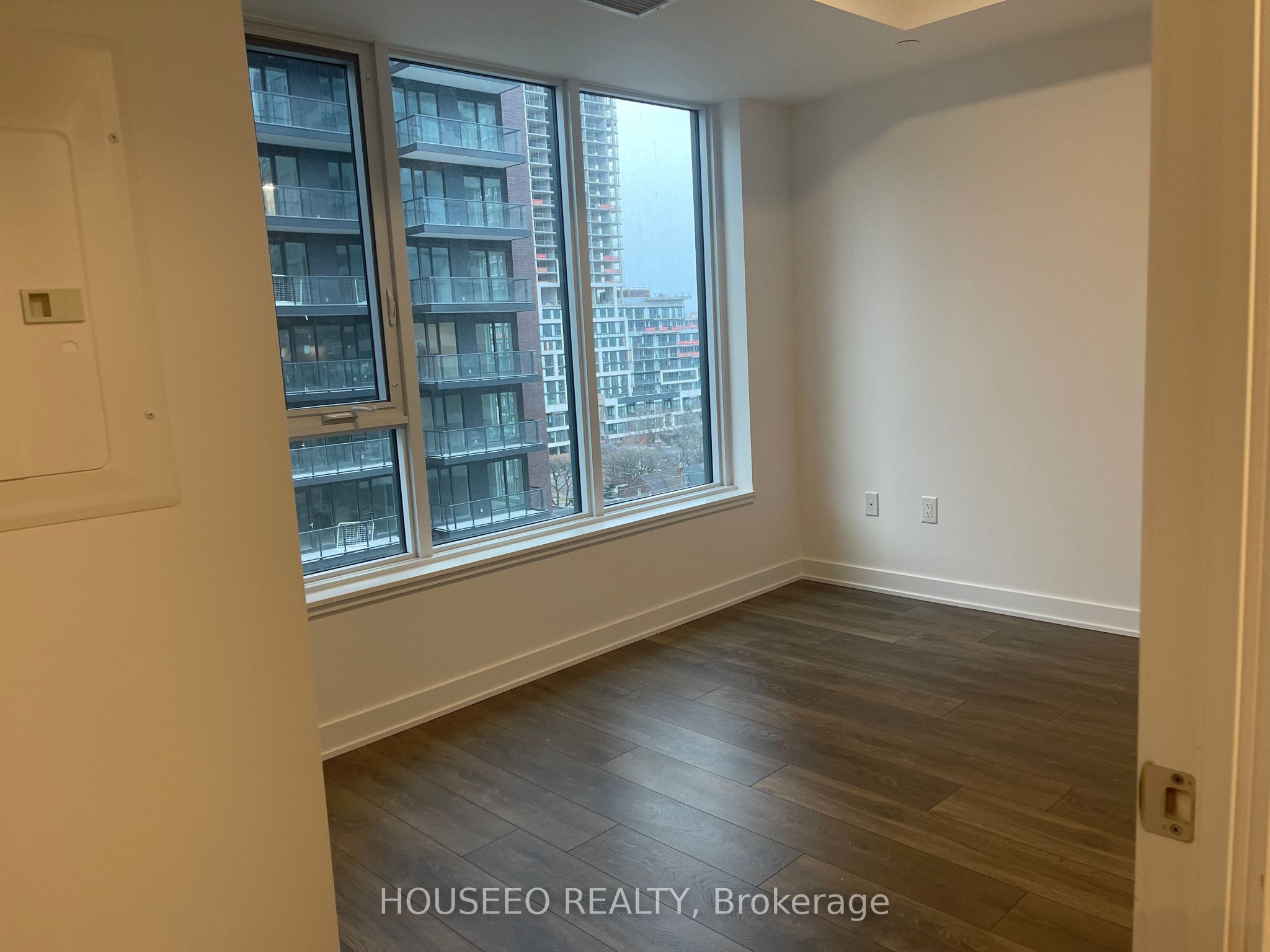 35 Tubman Avenue E 823, Toronto, ON M5A 0T1 photo 4