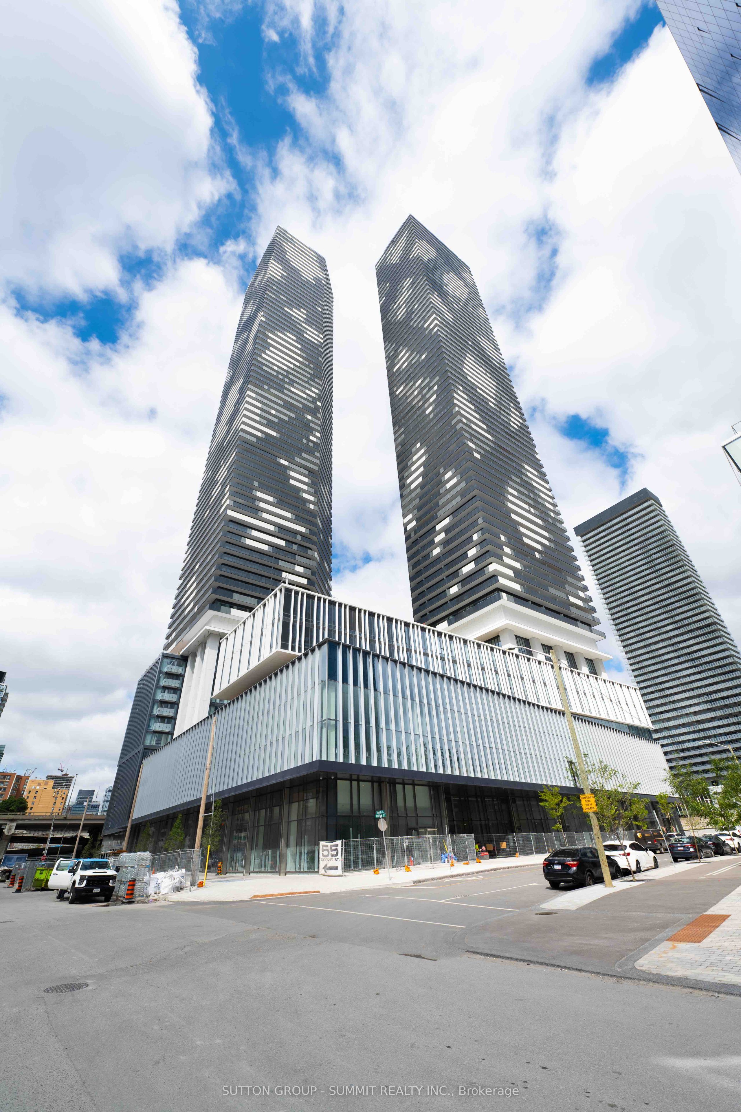 138 DOWNES Street 4305, Toronto, ON M5E 0E4 photo 2