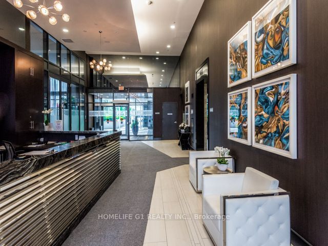 400 Adelaide Street E 1101, Toronto, ON M5A 4S3 photo 3