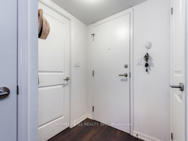 400 Adelaide Street E 1101, Toronto, ON M5A 4S3 photo 4