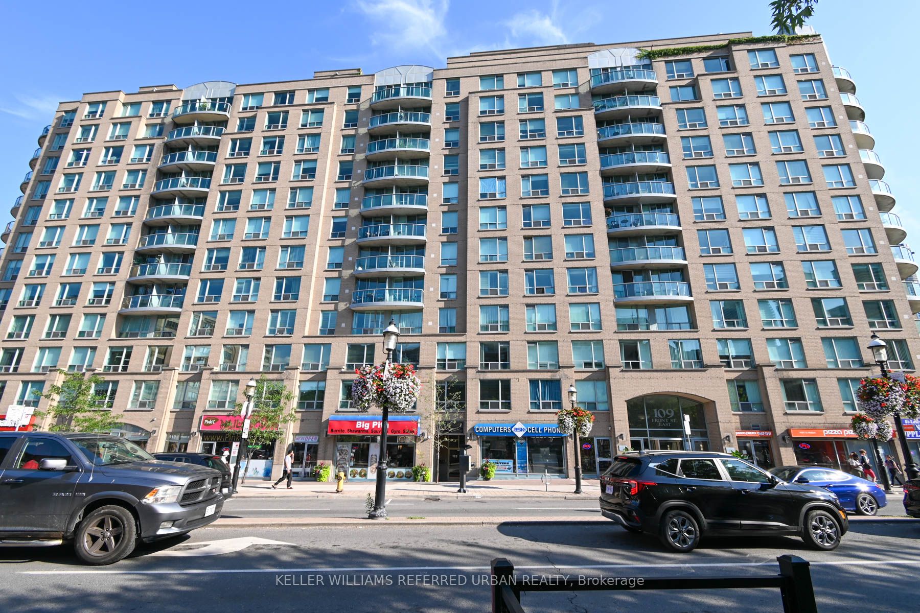 109 Front Street E 202, Toronto, ON M5A 4P7 photo 4