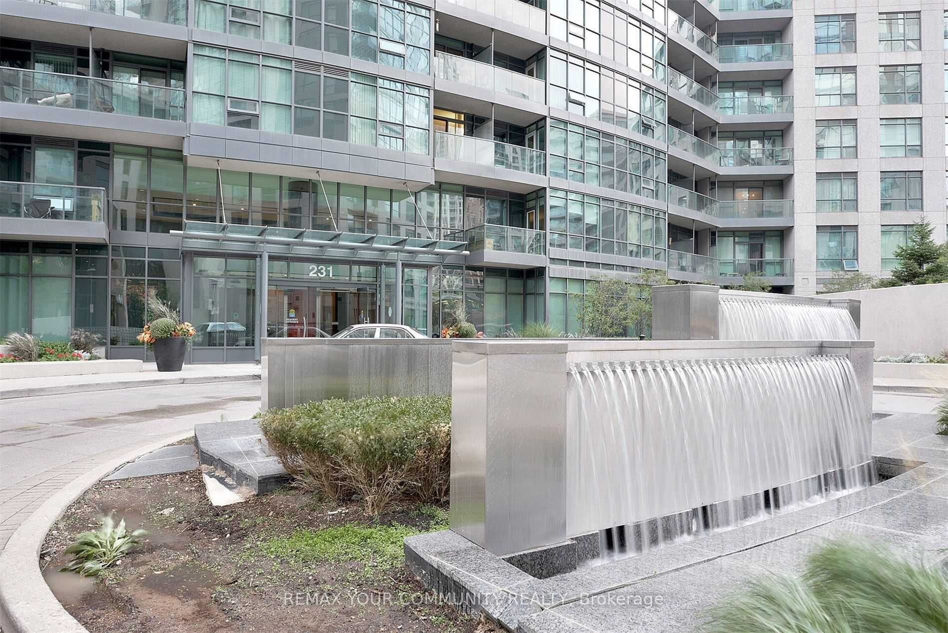 231 Fort York Boulevard 1511, Toronto, ON M5V 1B2 photo 2
