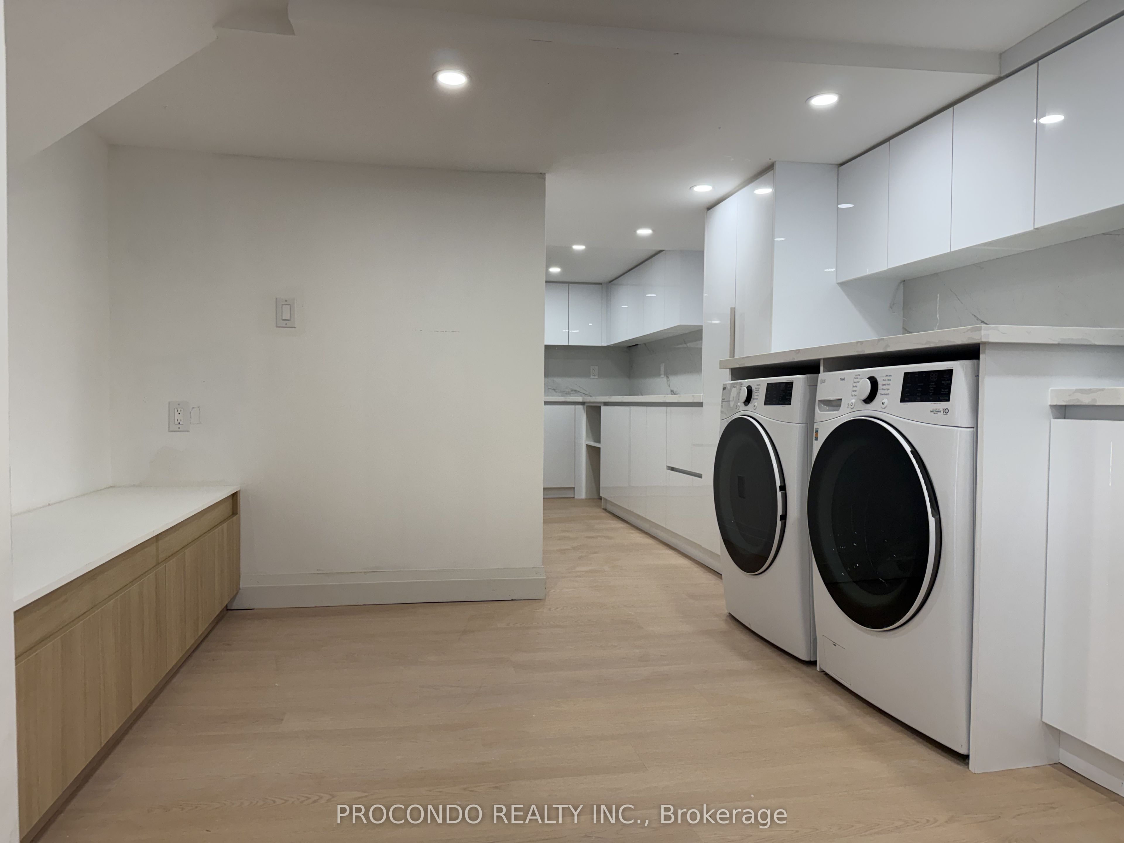 18 Patrick Boulevard, Toronto, ON M2J 3K9