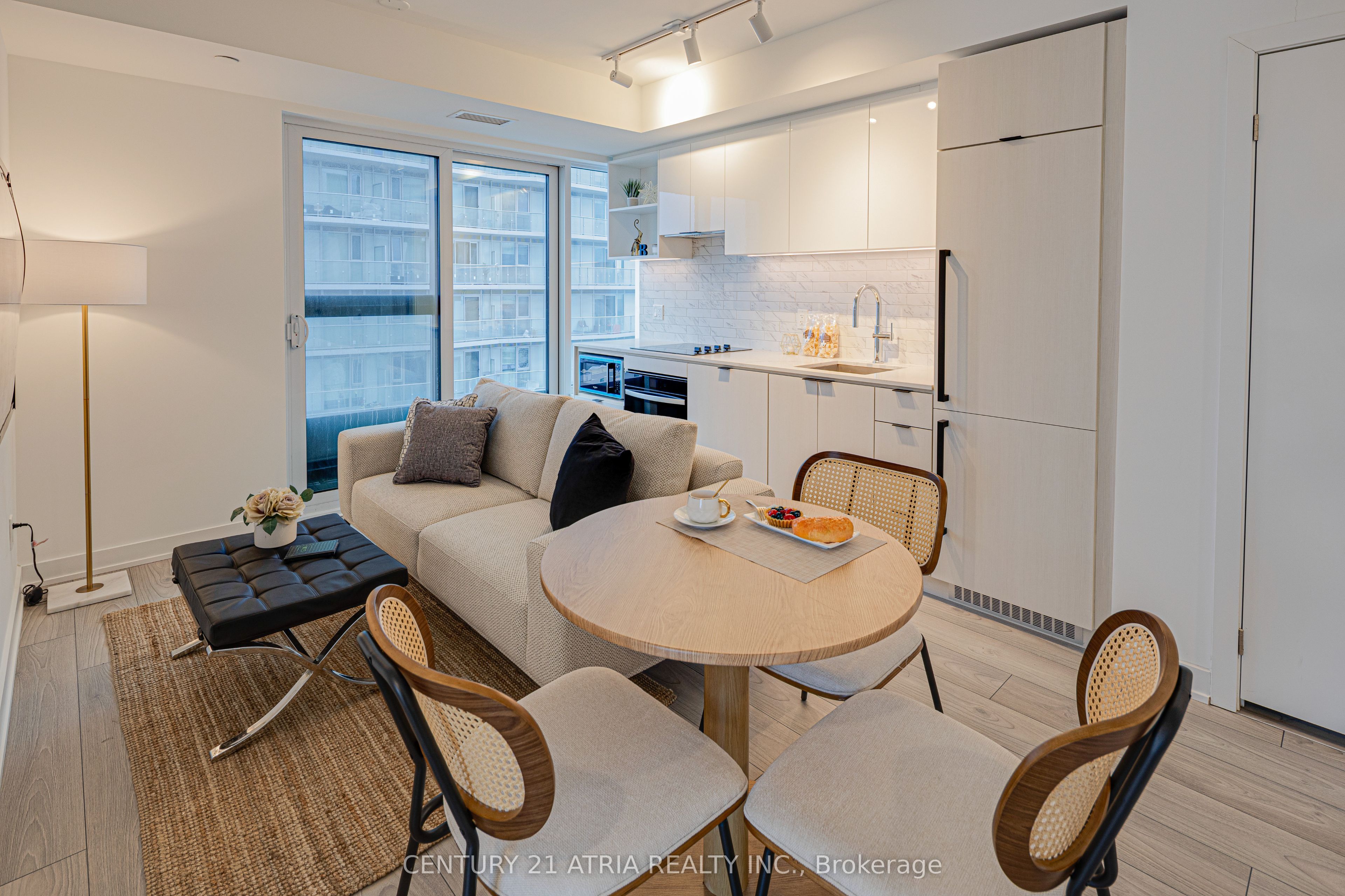 252 Church Street 2706, Toronto, ON M5B 0E6