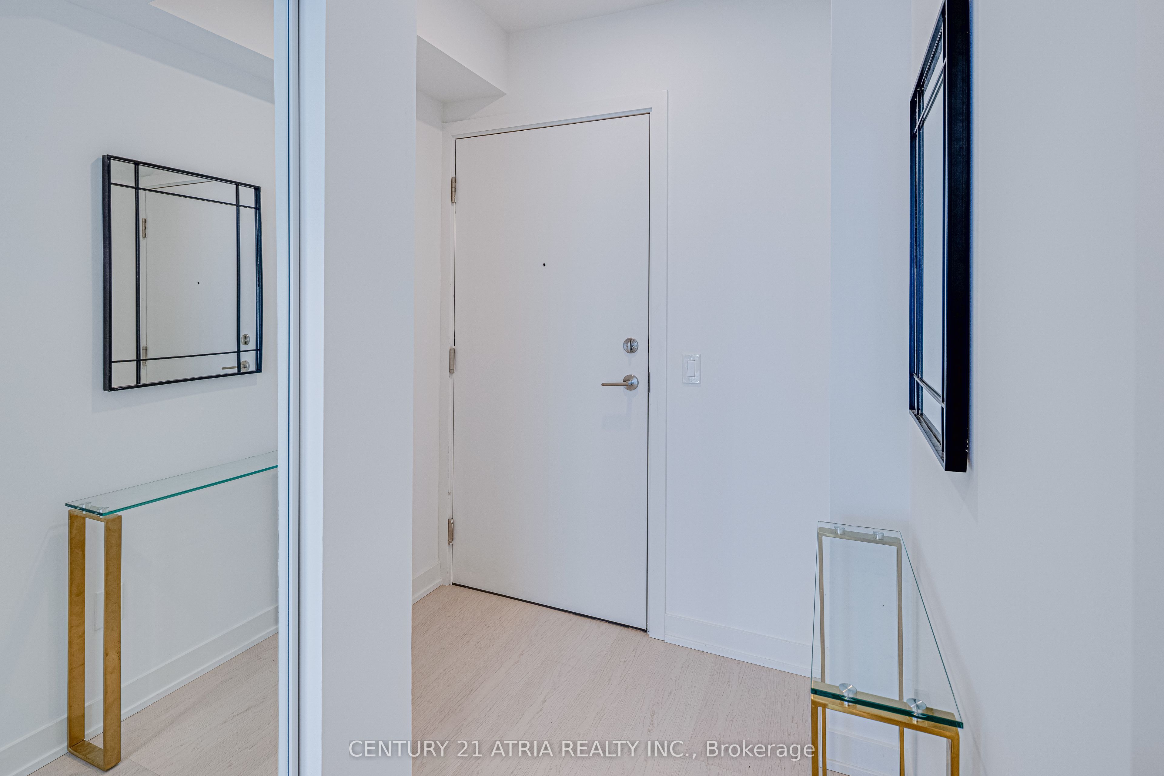 252 Church Street 3707, Toronto, ON M5B 0E6 photo 2