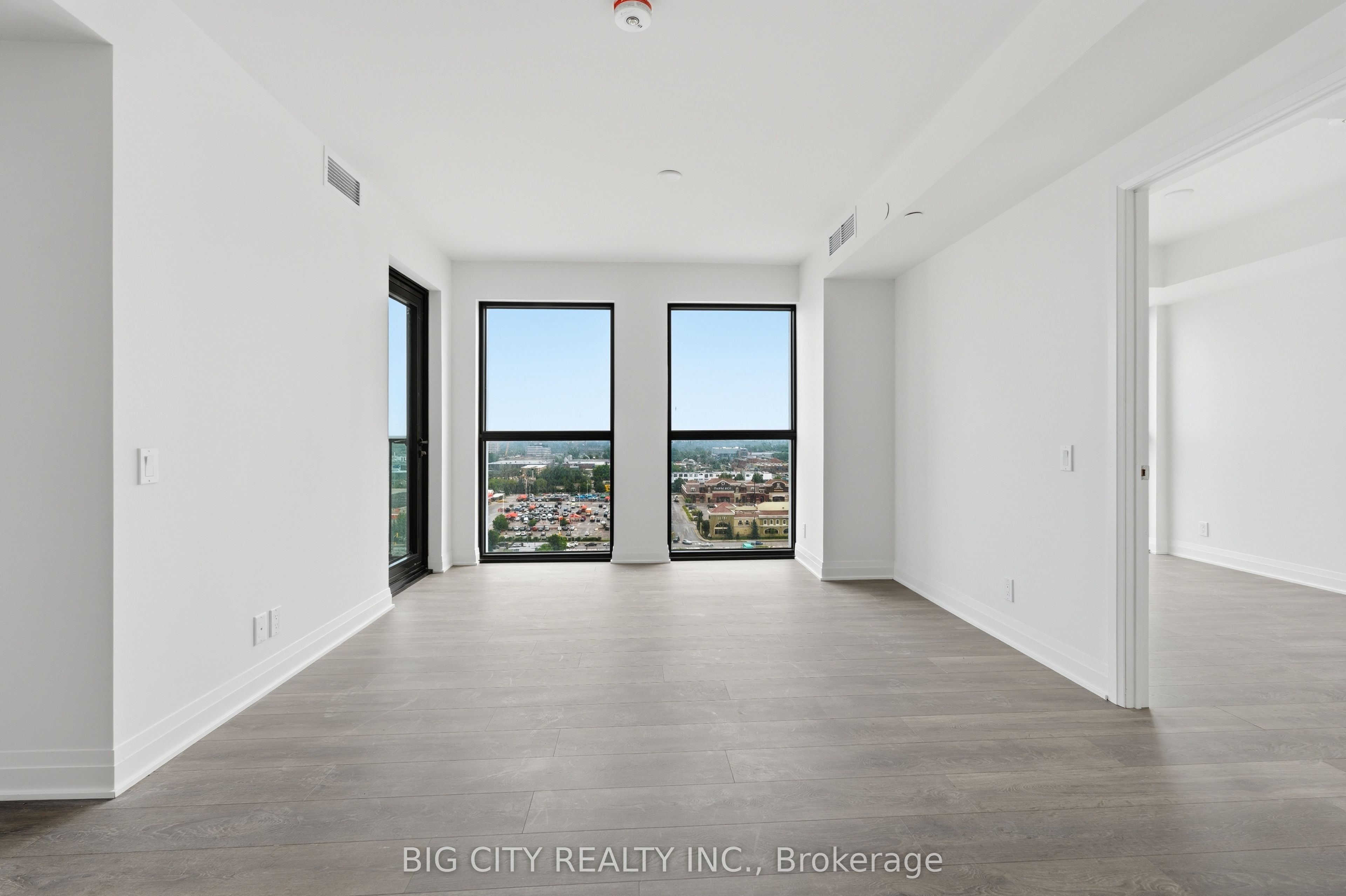 25 Frederick Todd Way 1410, Toronto, ON M4G 0C9