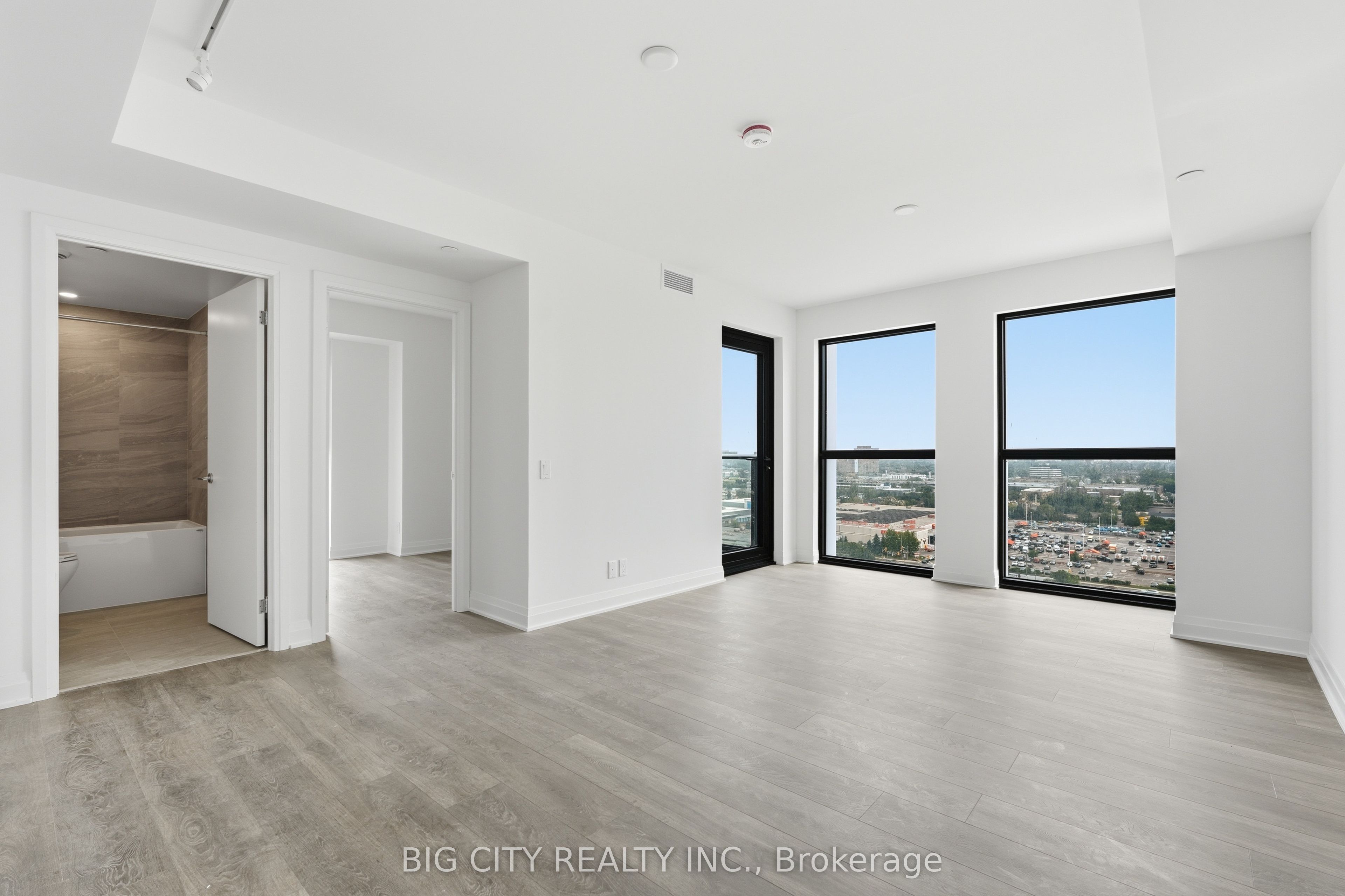 25 Frederick Todd Way 1410, Toronto, ON M4G 0C9 photo 2