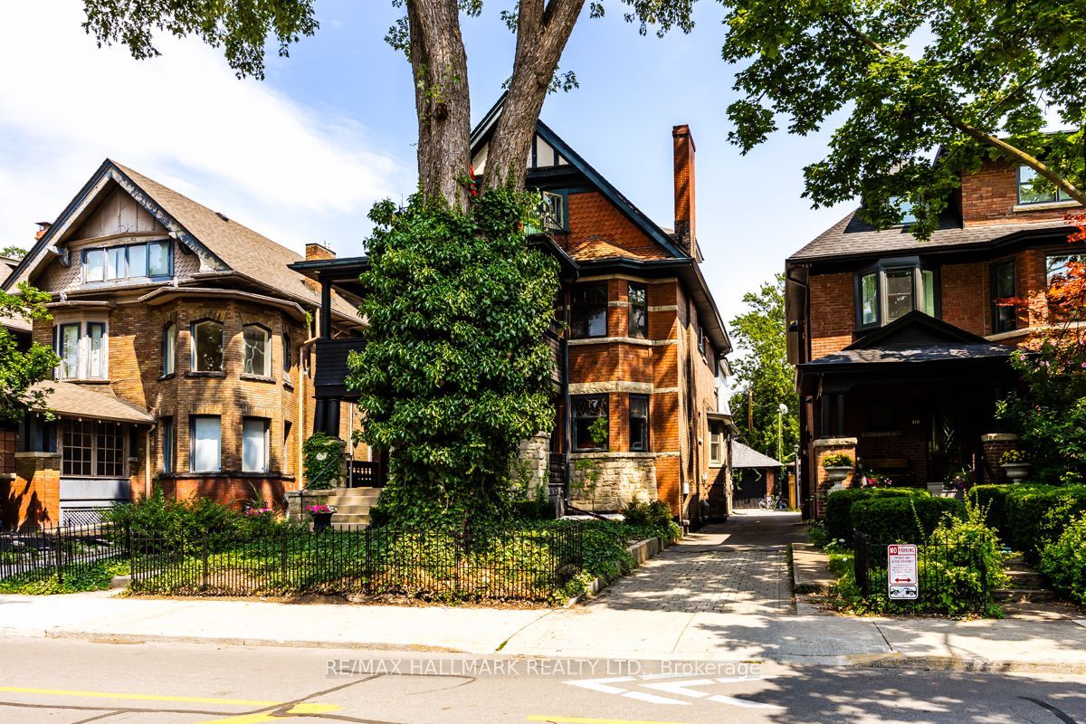 321 Palmerston Boulevard Lower Front, Toronto, ON M6G 2N5 photo 2