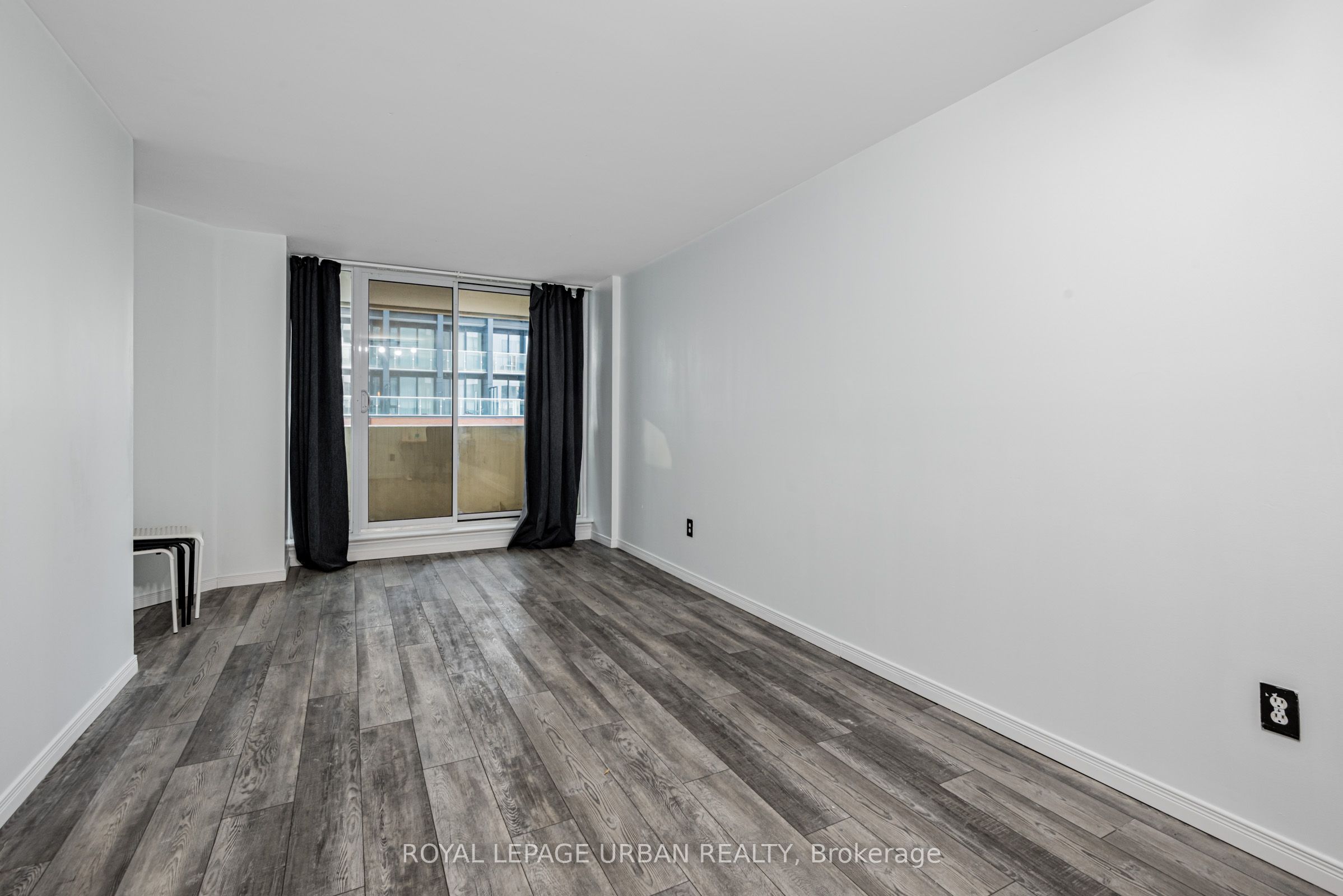 25 Maitland Street 505, Toronto, ON M4Y 2W1 photo 5