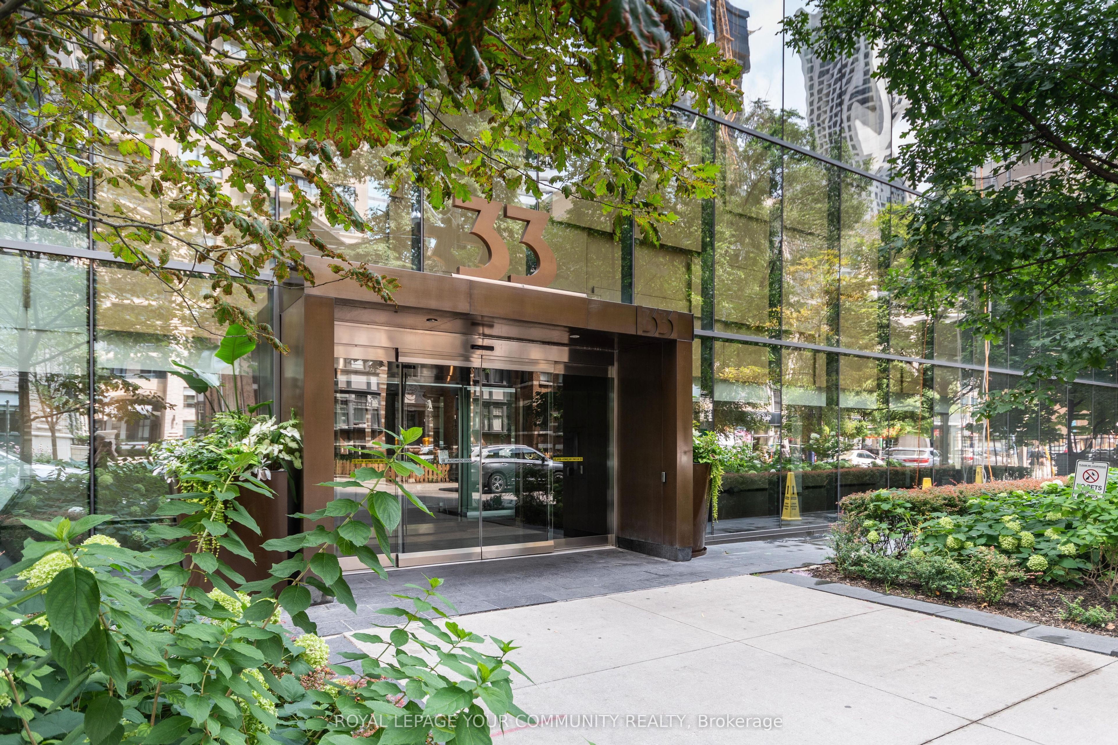 33 Charles Street E 3408, Toronto, ON M4Y 0A2 photo 3