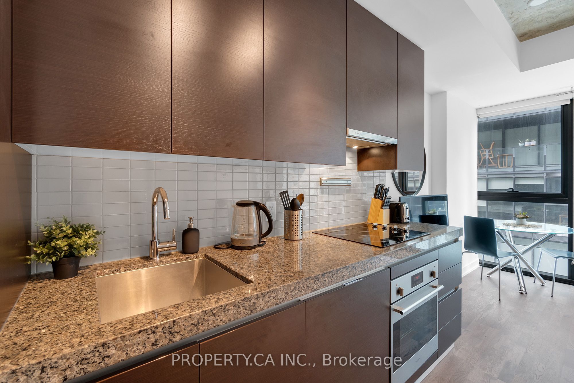 38 Stewart Street 408, Toronto, ON M5V 0H1 photo 4