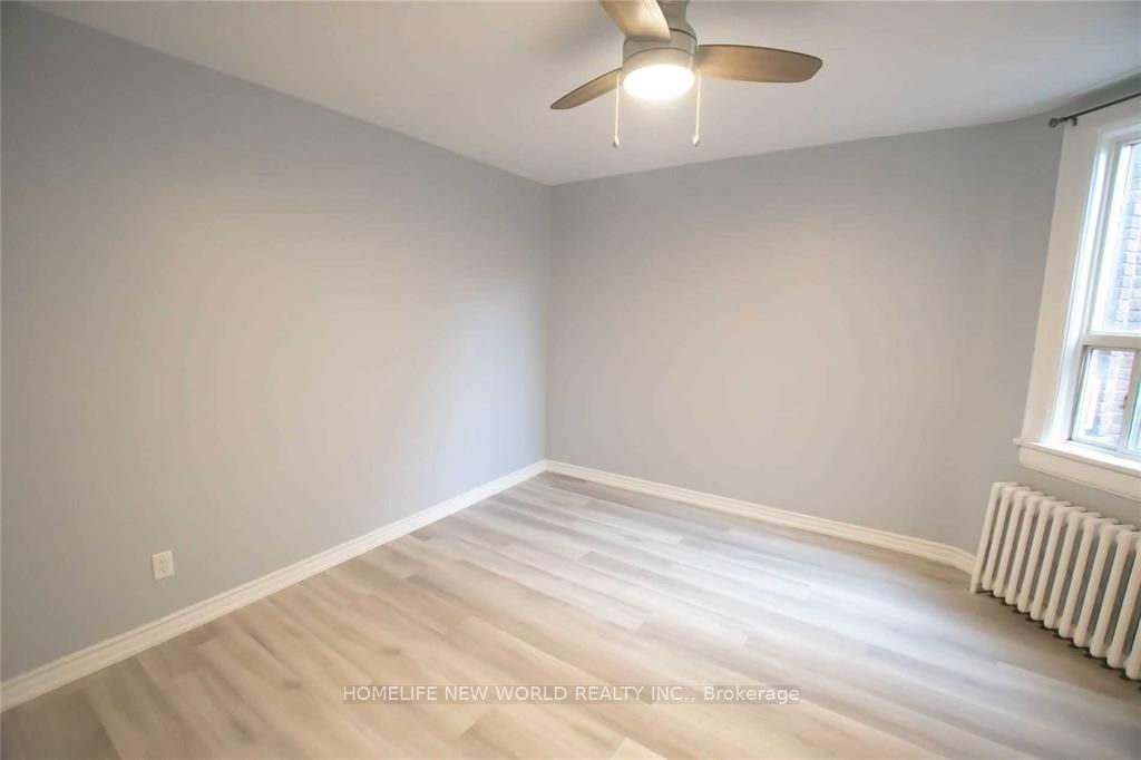1104 College Street 3RD Floor, Toronto, ON M6H 1B3 photo 5