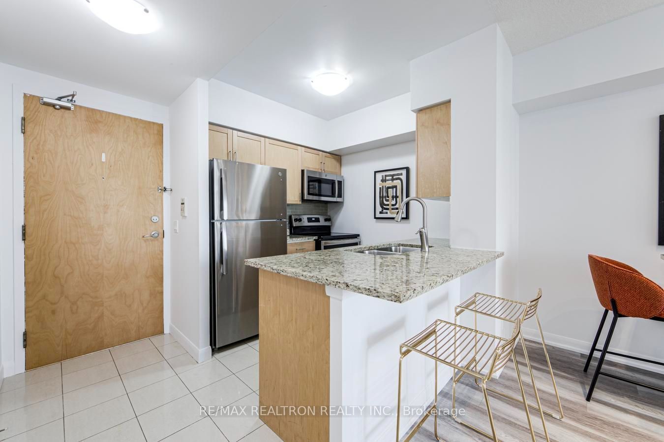 4968 Yonge Street 1505, Toronto, ON M2N 5N7 photo 4