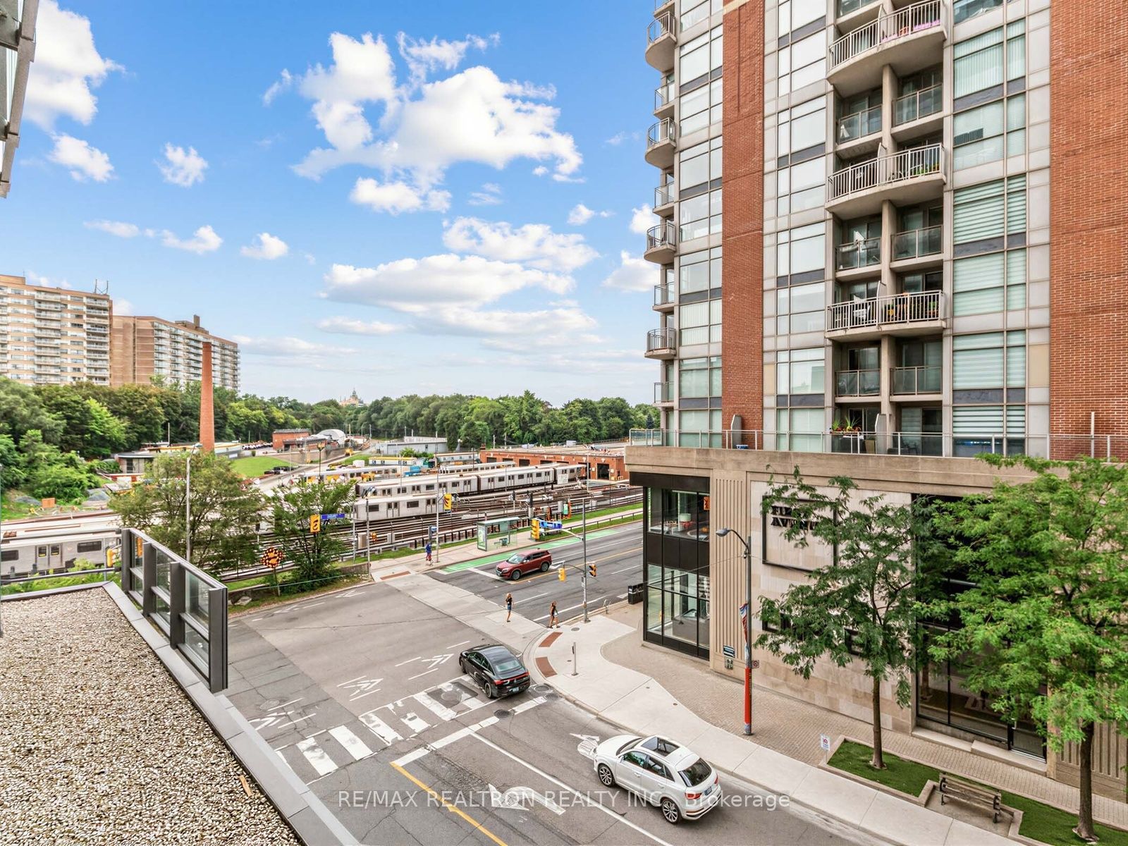1815 Yonge Street 407, Toronto, ON M4T 2A4 photo 4