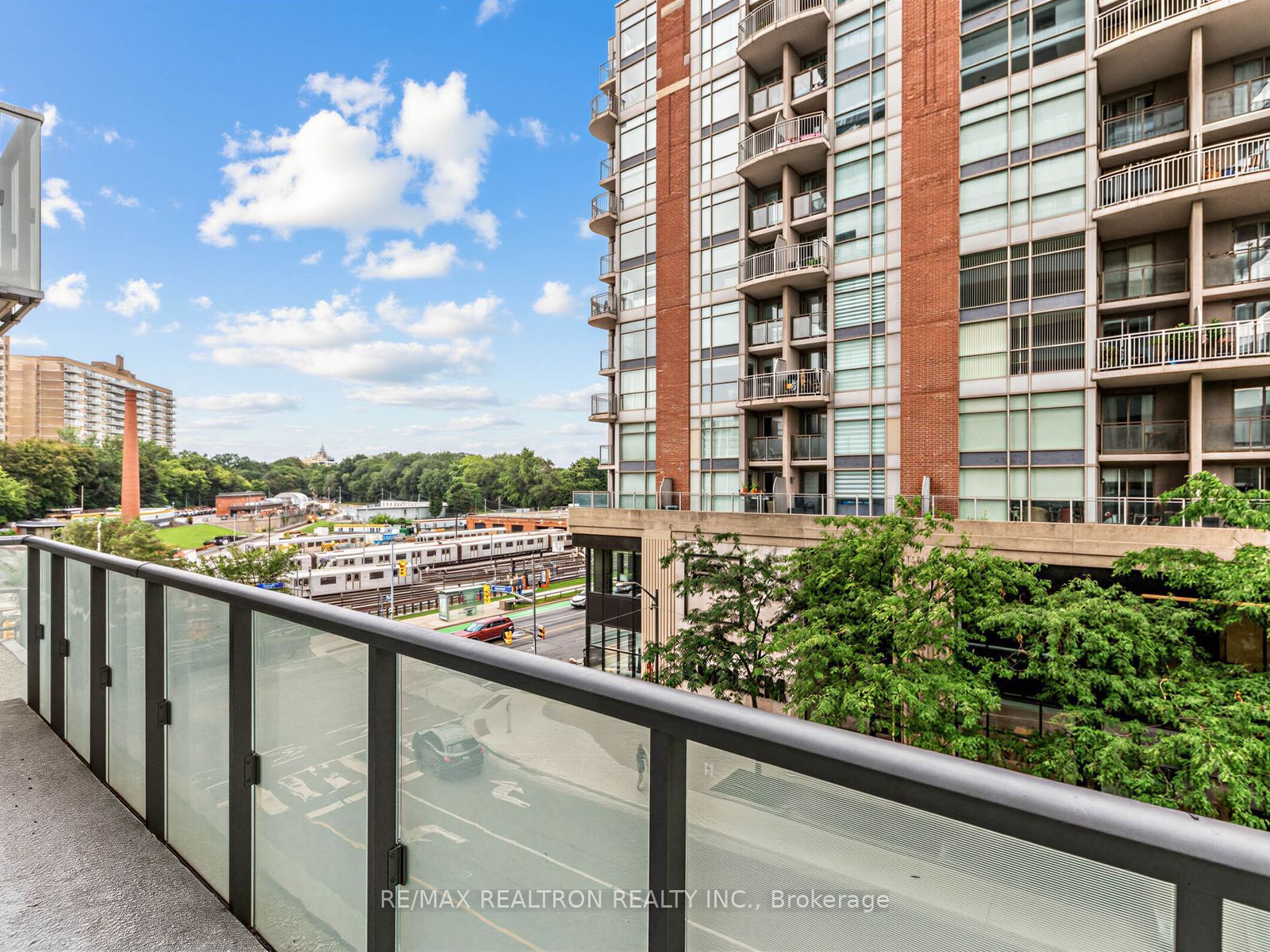 1815 Yonge Street 407, Toronto, ON M4T 2A4 photo 5