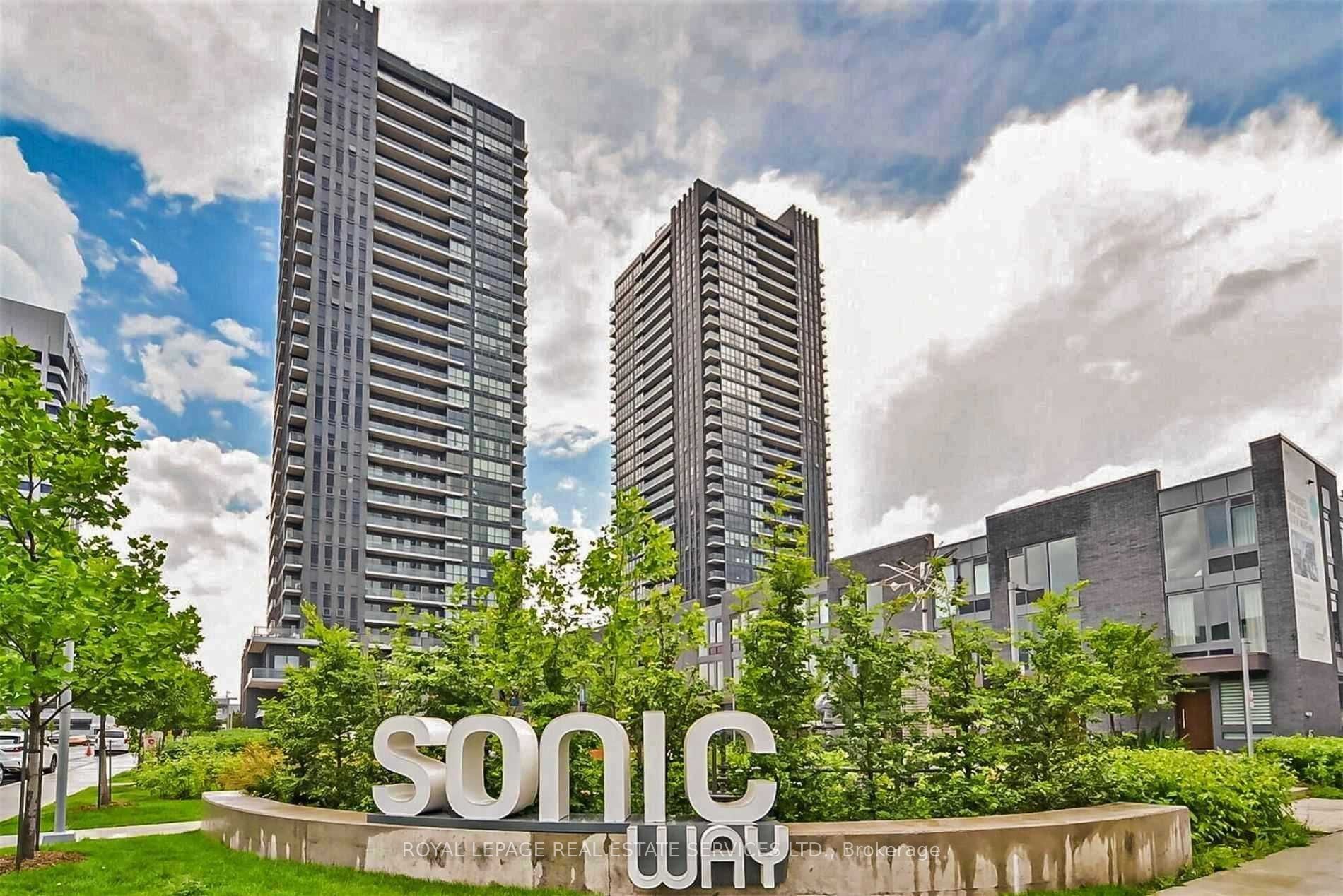 2 Sonic Way 101, Toronto, ON M3C 0P2