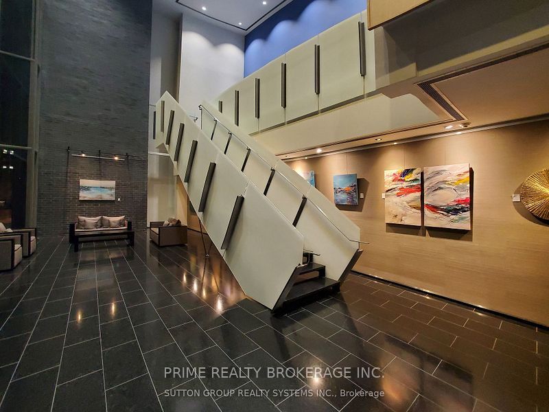 33 Charles Street E 609, Toronto, ON M4Y 1R9 photo 3