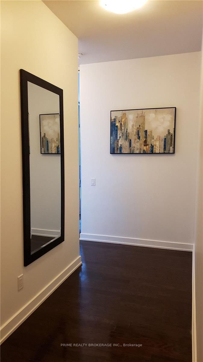 33 Charles Street E 609, Toronto, ON M4Y 1R9 photo 5