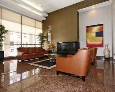 736 Bay Street 3104, Toronto, ON M5G 2M4 photo 4