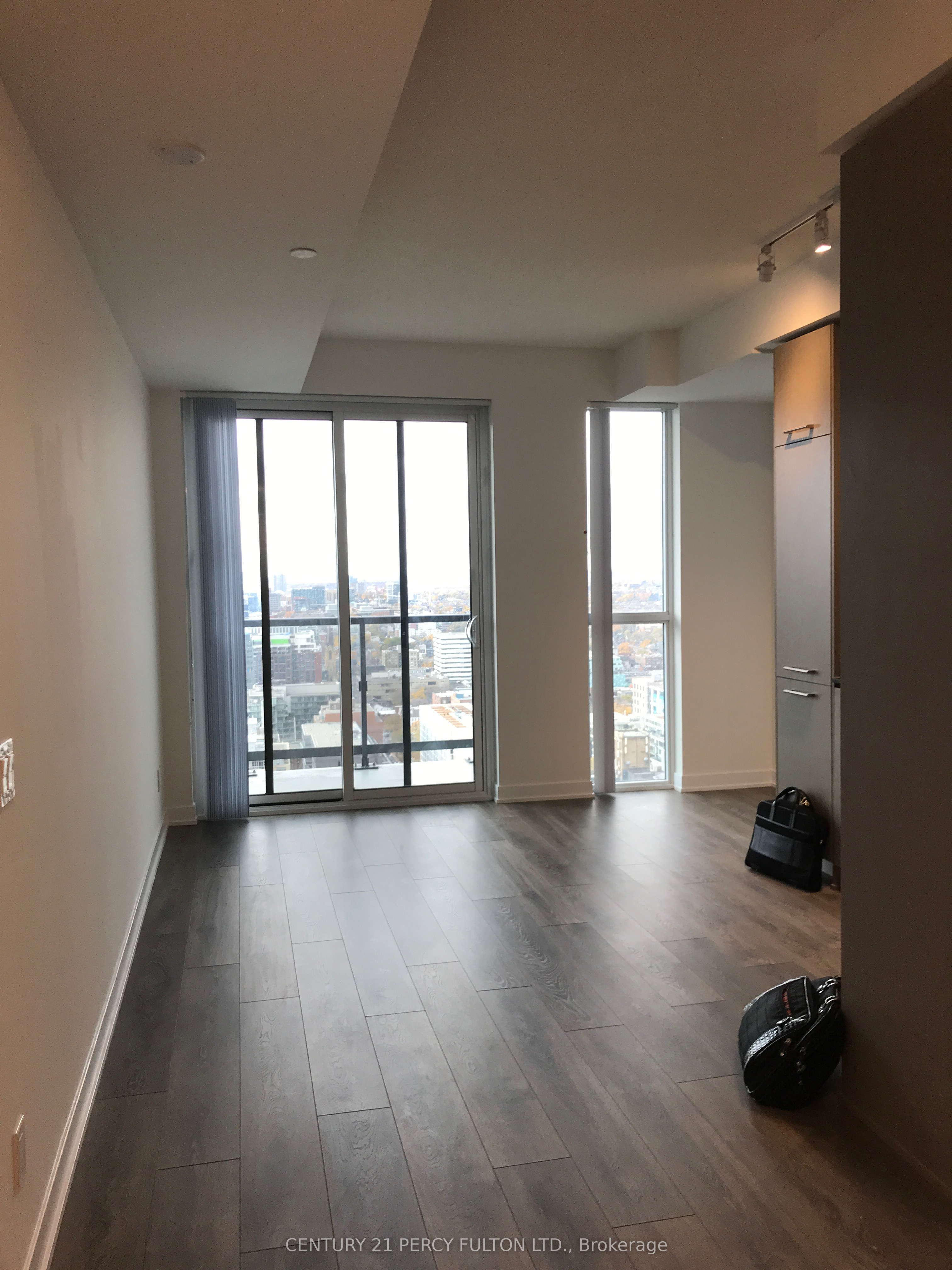 87 Peter Street 3203, Toronto, ON M5V 0P1 photo 3