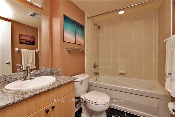 600 Fleet Street 2509, Toronto, ON M5V 1B7 photo 5