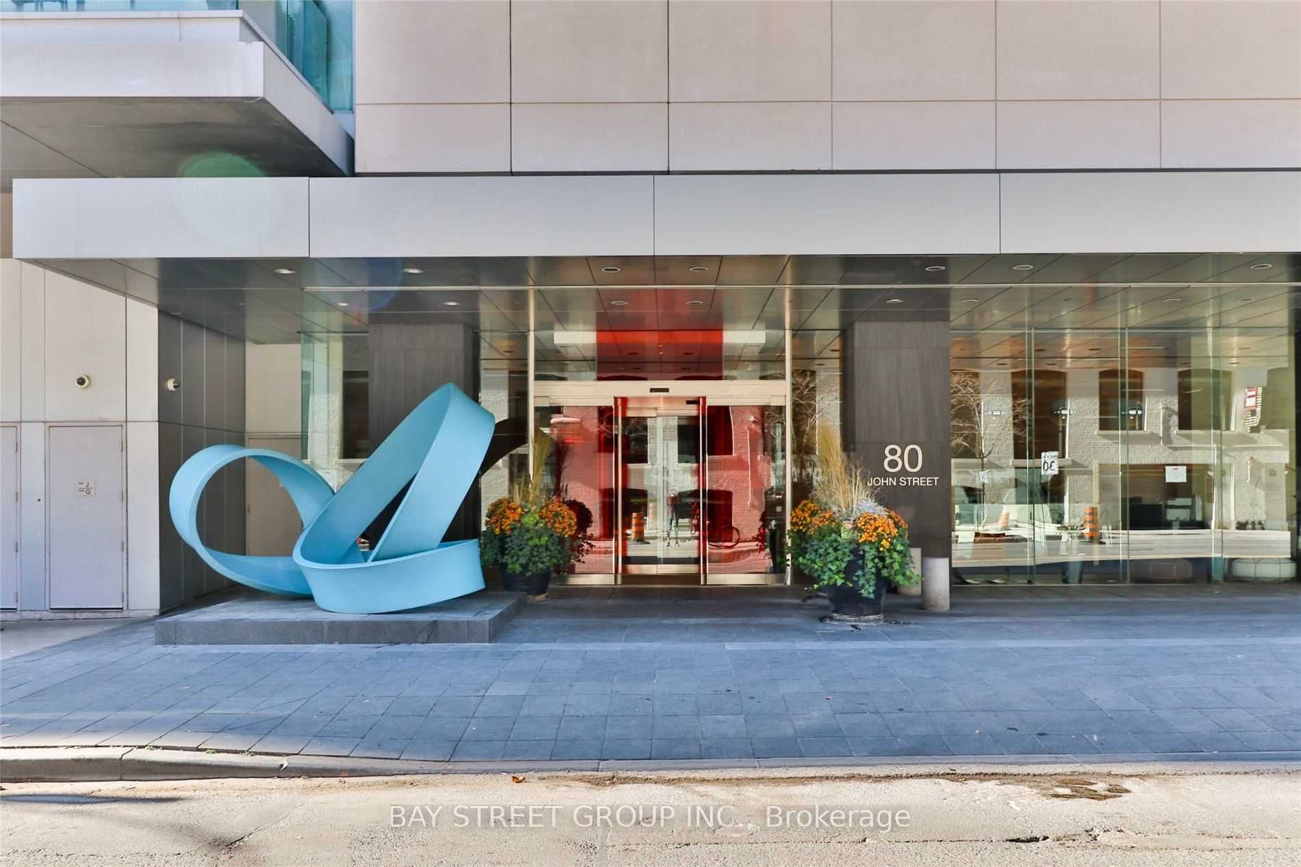 80 John Street 4011, Toronto, ON M5V 3X4 photo 2