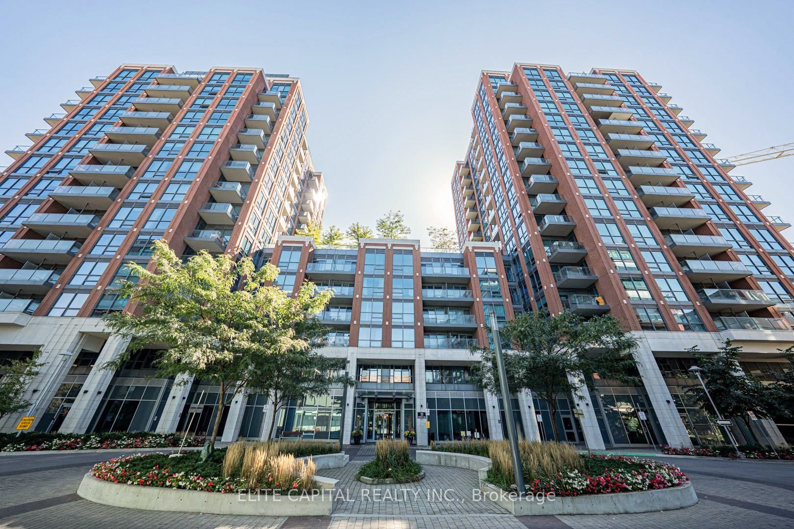31 Tippett Road 740, Toronto, ON M3H 0C8