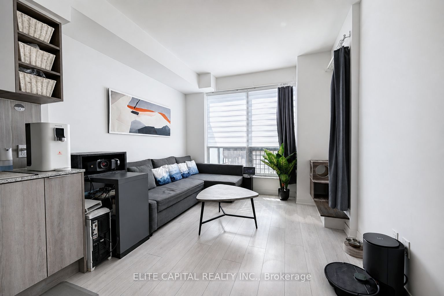 31 Tippett Road 740, Toronto, ON M3H 0C8 photo 4