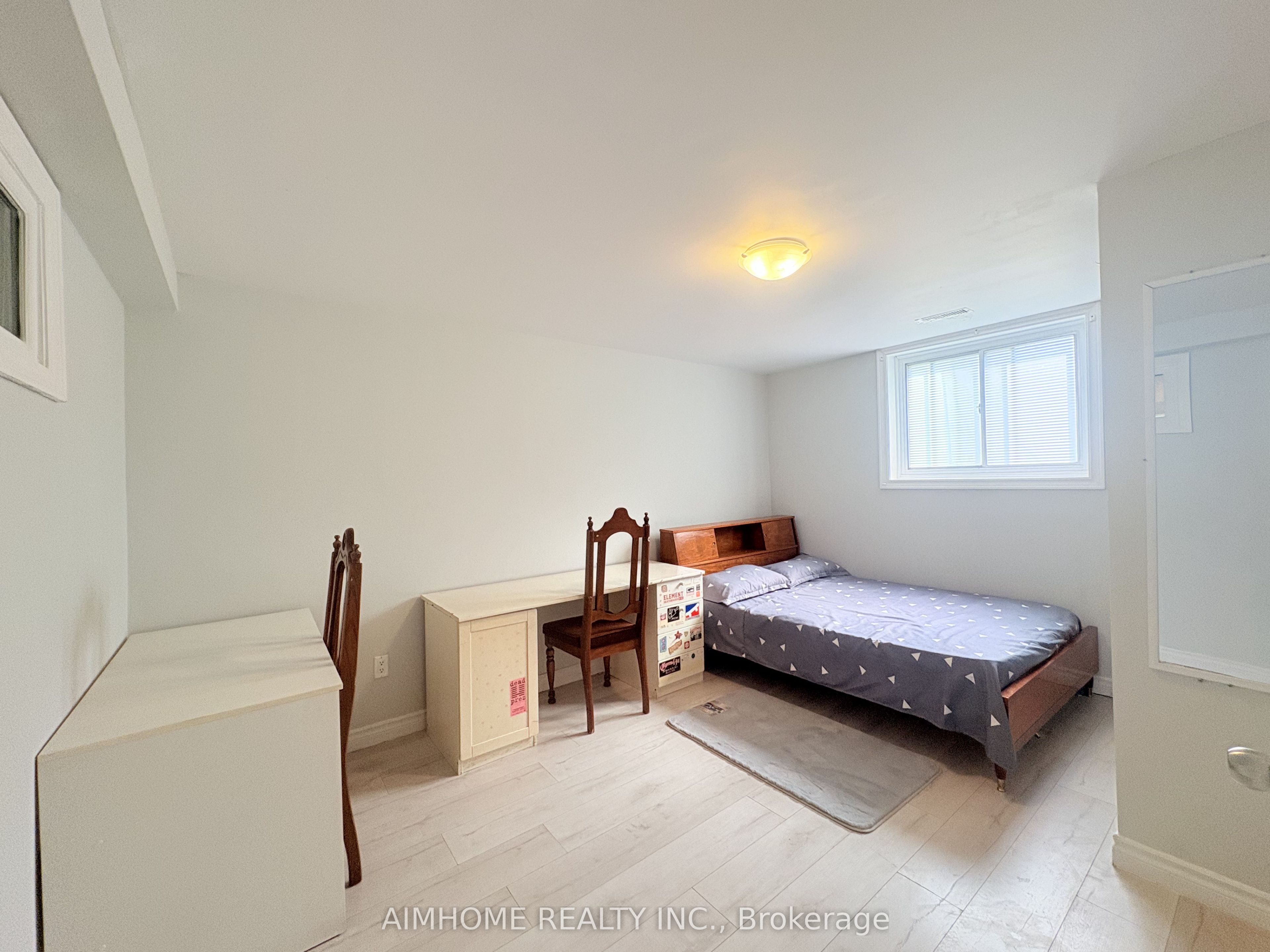 70 Micmac Crescent, Toronto, ON M2H 2K2 photo 4