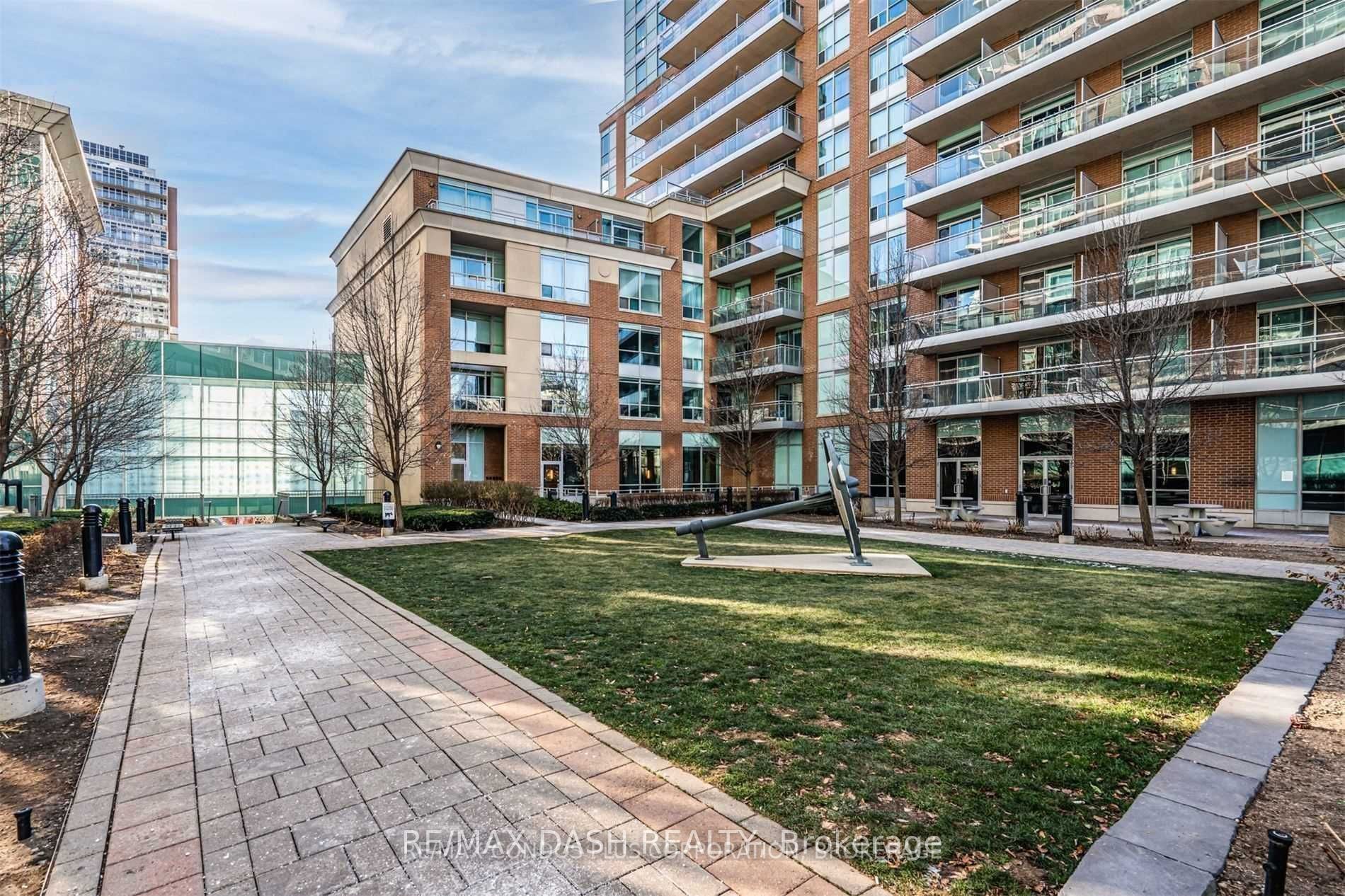 80 Western Battery Road 701, Toronto, ON M6K 3S1 photo 2