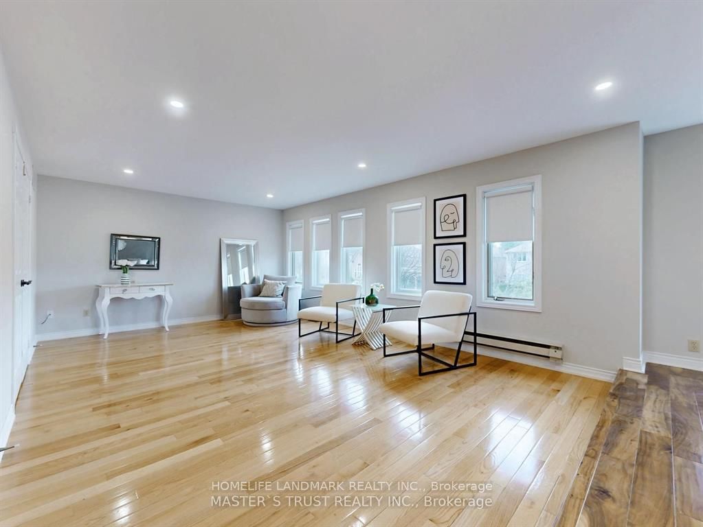 5 Jardin Hill Court, Toronto, ON M2H 3R8 photo 2