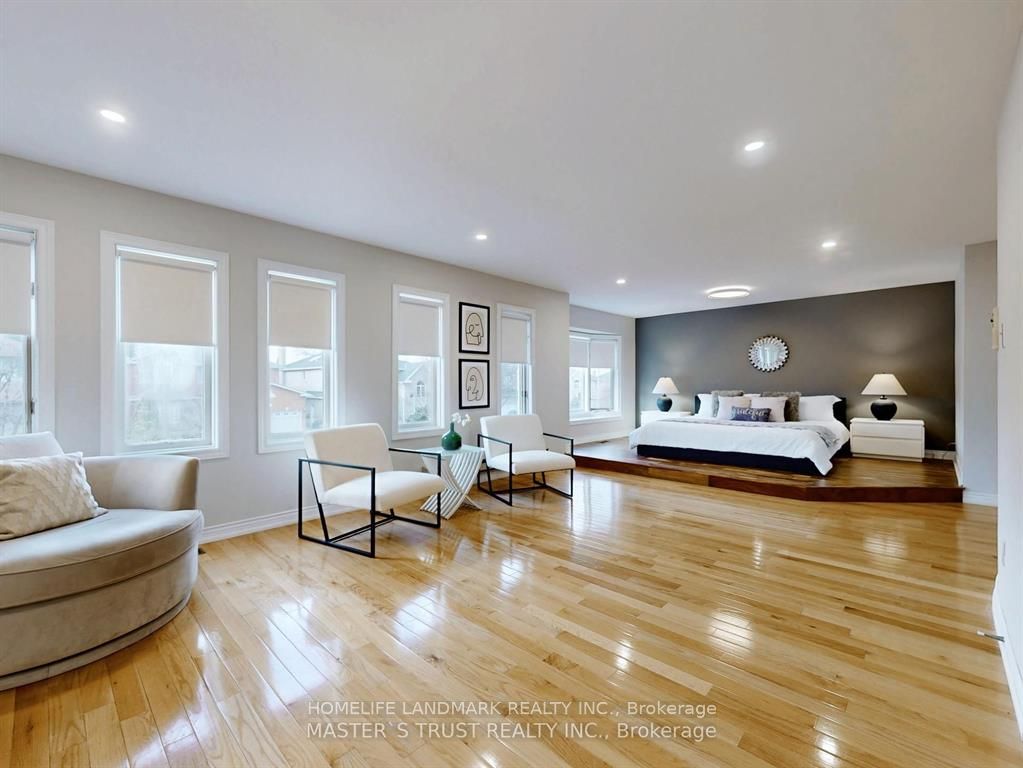 5 Jardin Hill Court, Toronto, ON M2H 3R8 photo 4