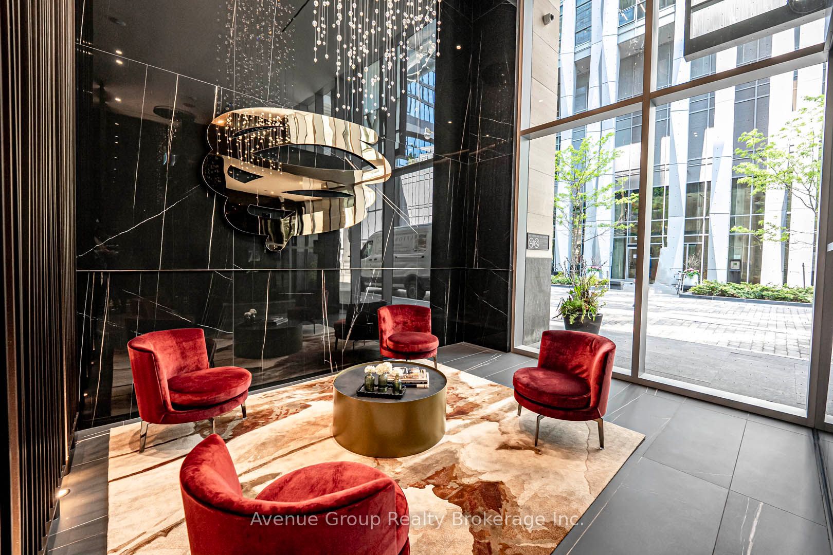 11 Yorkville Avenue 5803, Toronto, ON M4W 0B7 photo 3