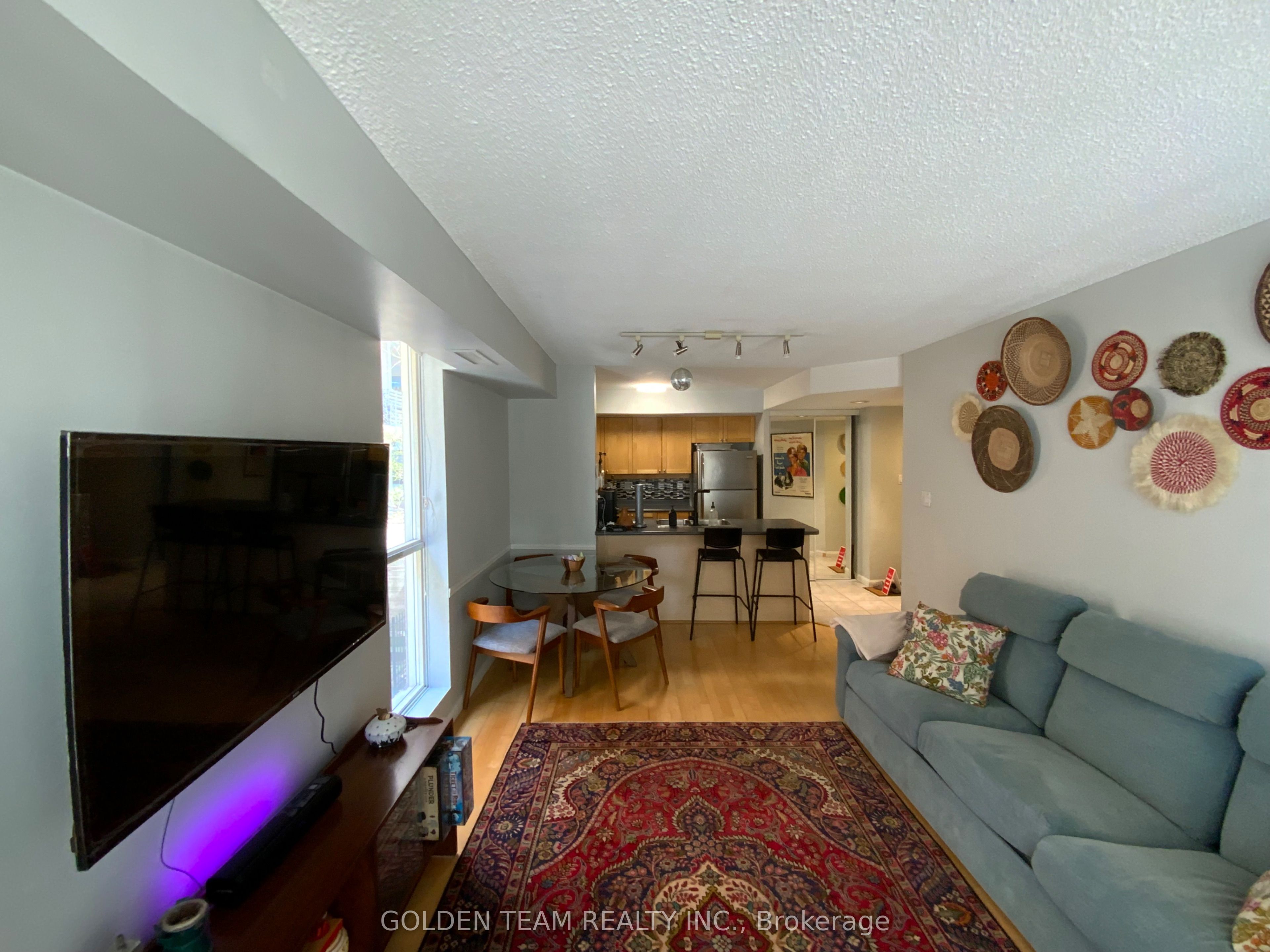 188 Redpath Avenue 209, Toronto, ON M4P 3J2 photo 5