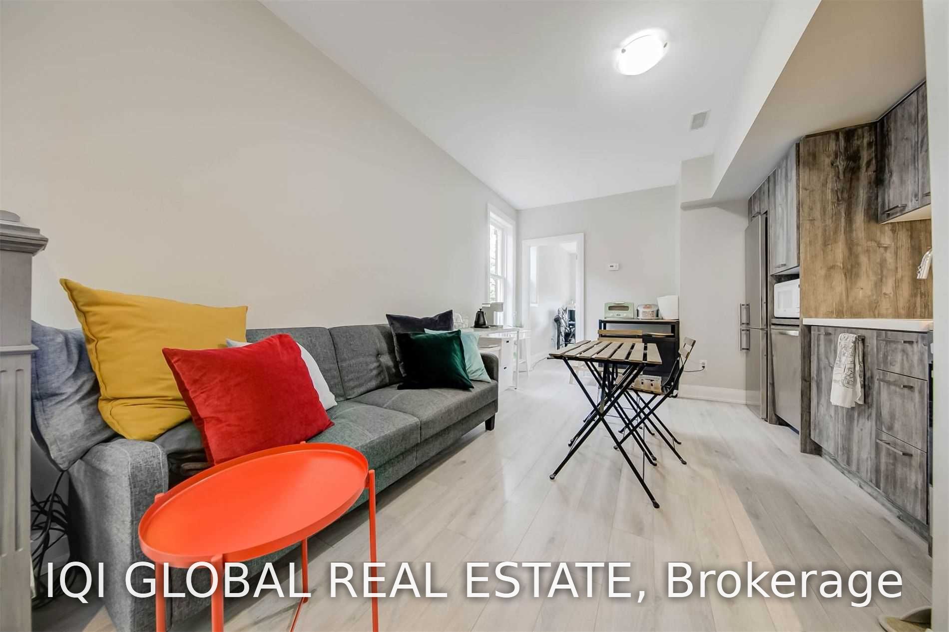 142 Grace Street Upper, Toronto, ON M6J 2S2 photo 3