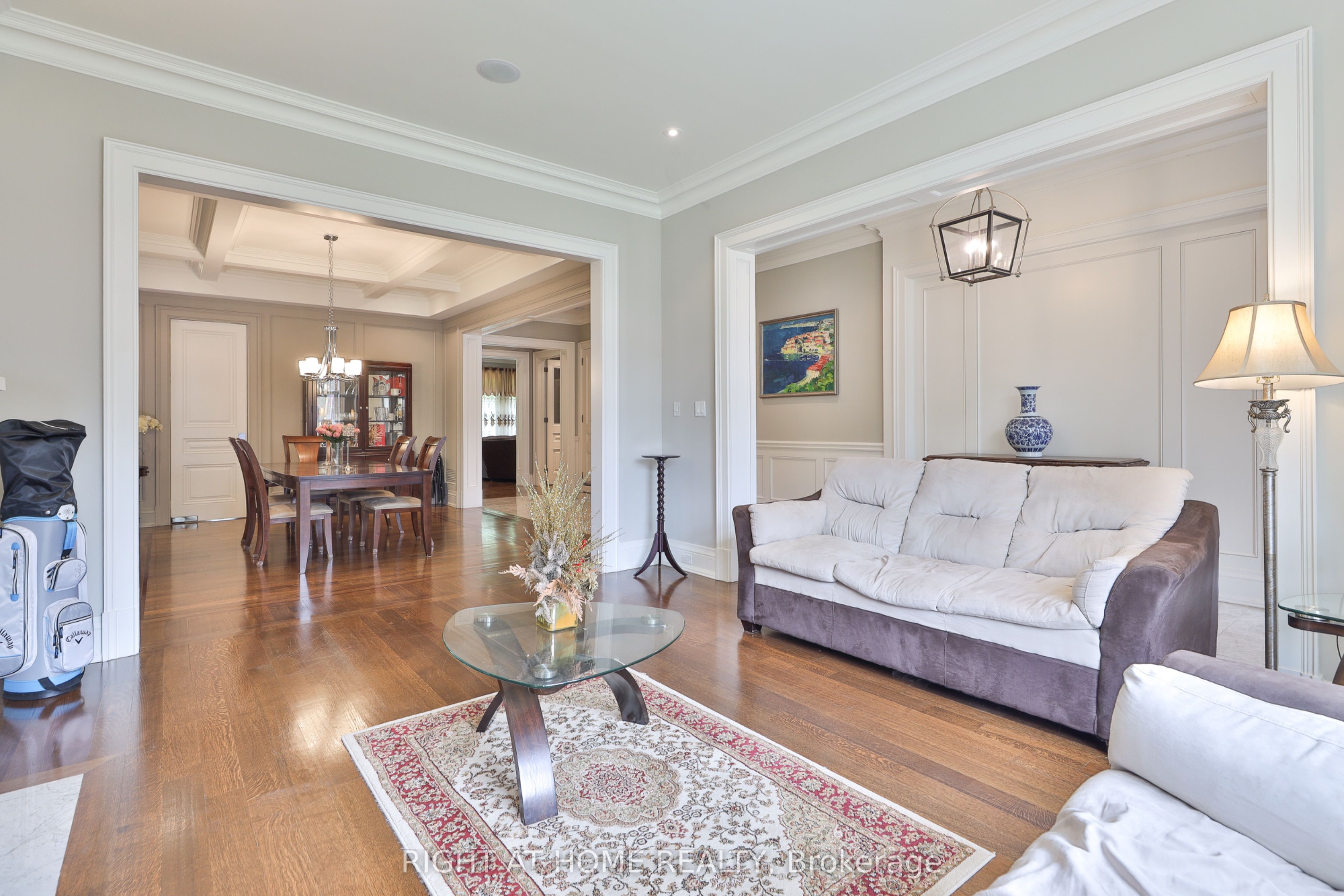 154 Munro Boulevard, Toronto, ON M2P 1C8 photo 4