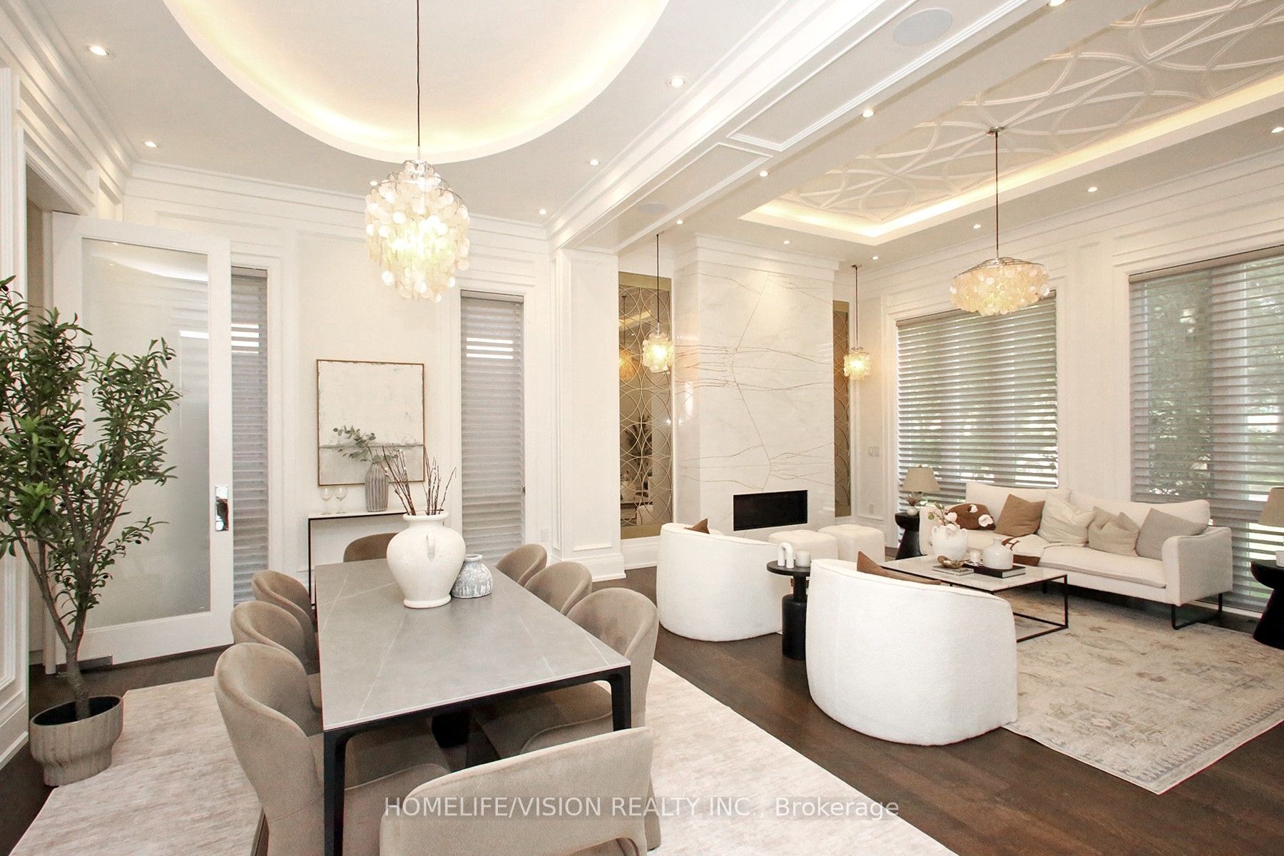 35 Longwood Drive S, Toronto, ON M3B 1T9 photo 4