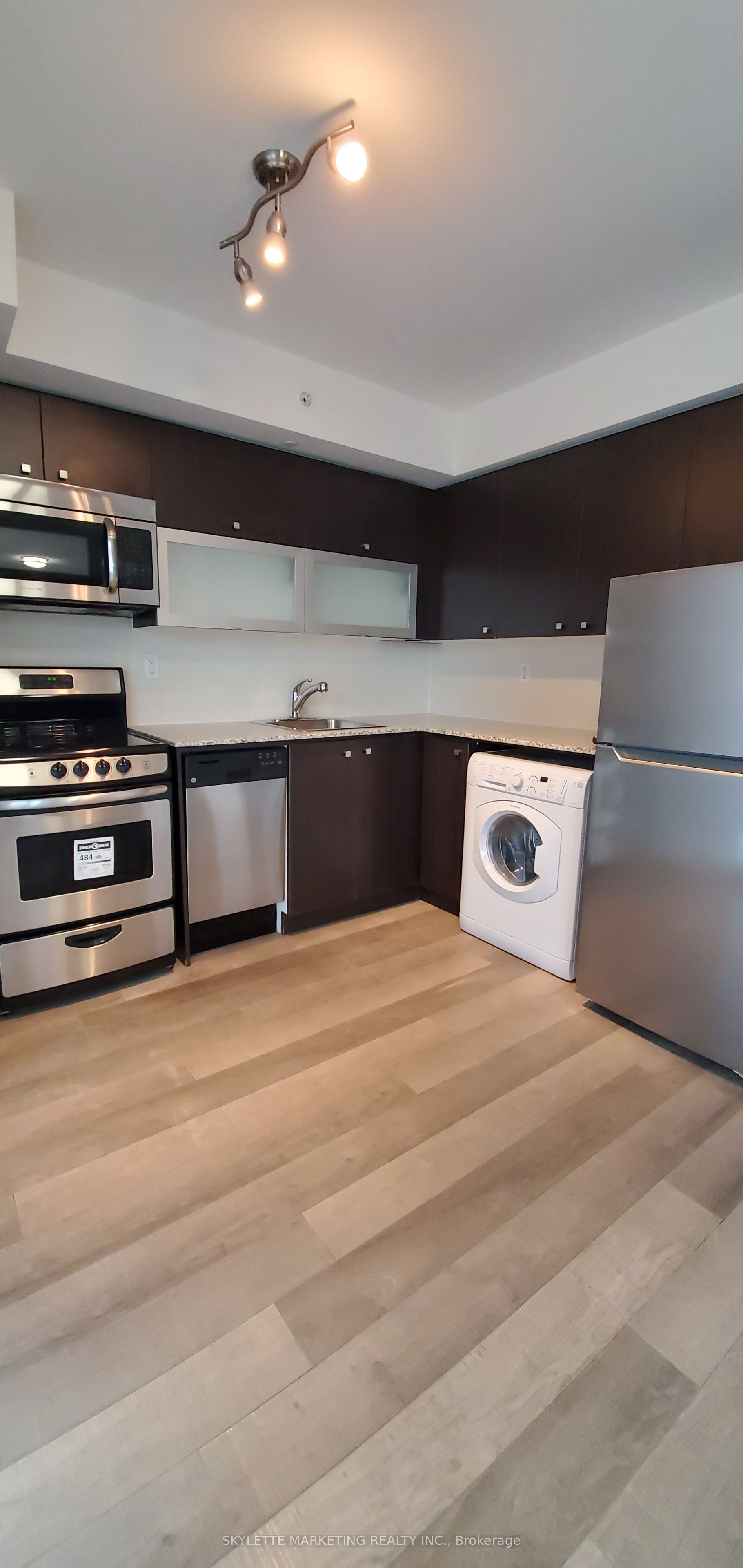 275 Yorkland Road 2203, Toronto, ON M2J 0B4 photo 4