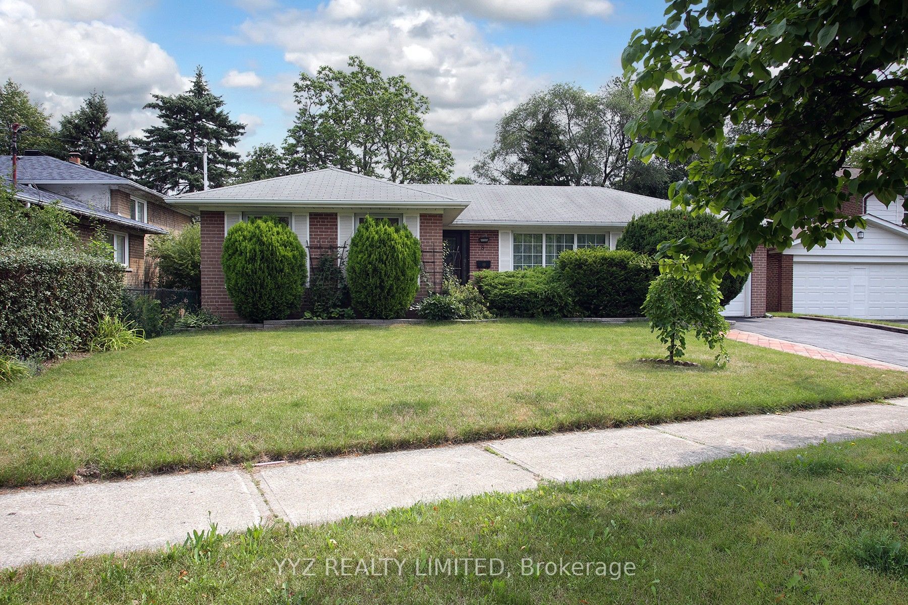 8 Snowcrest Avenue, Toronto, ON M2K 2K6 photo 3